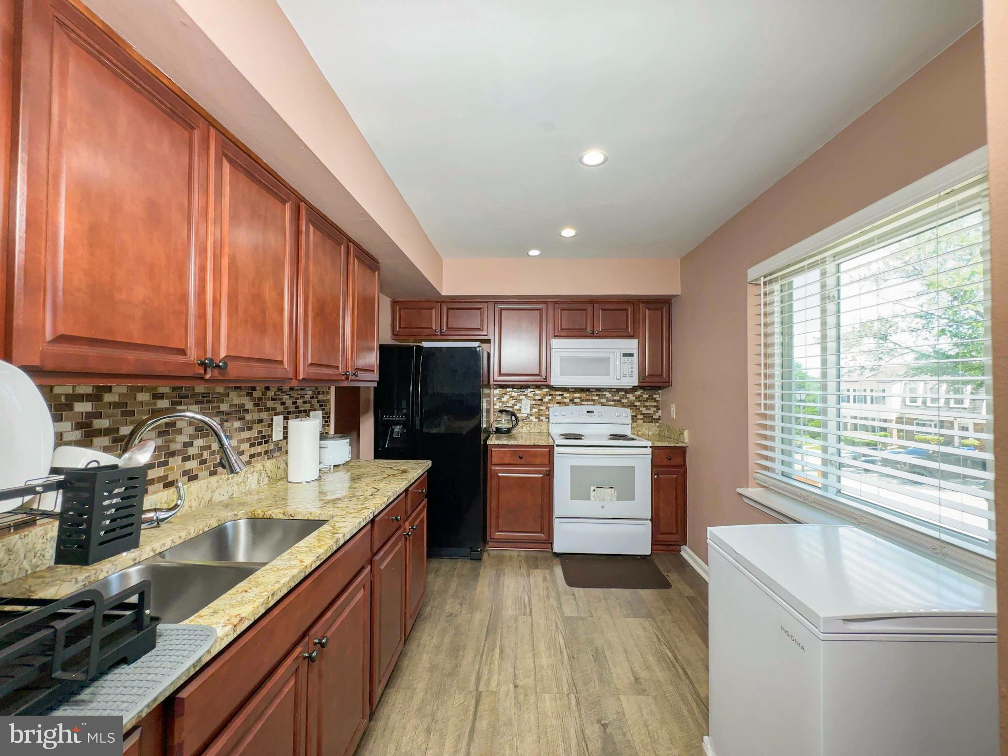 SCOTCHTOWN HILLS - Residential