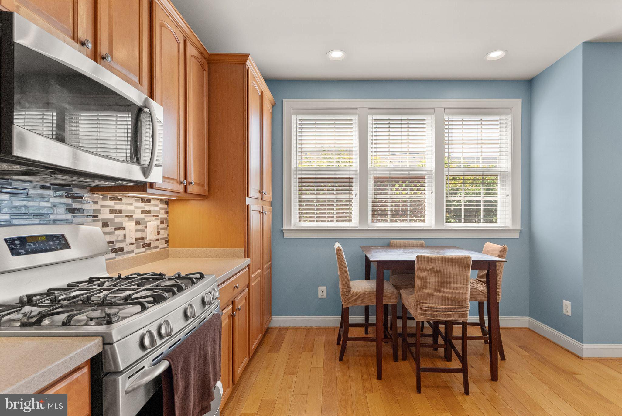 EDWARDS LANDING - Residential