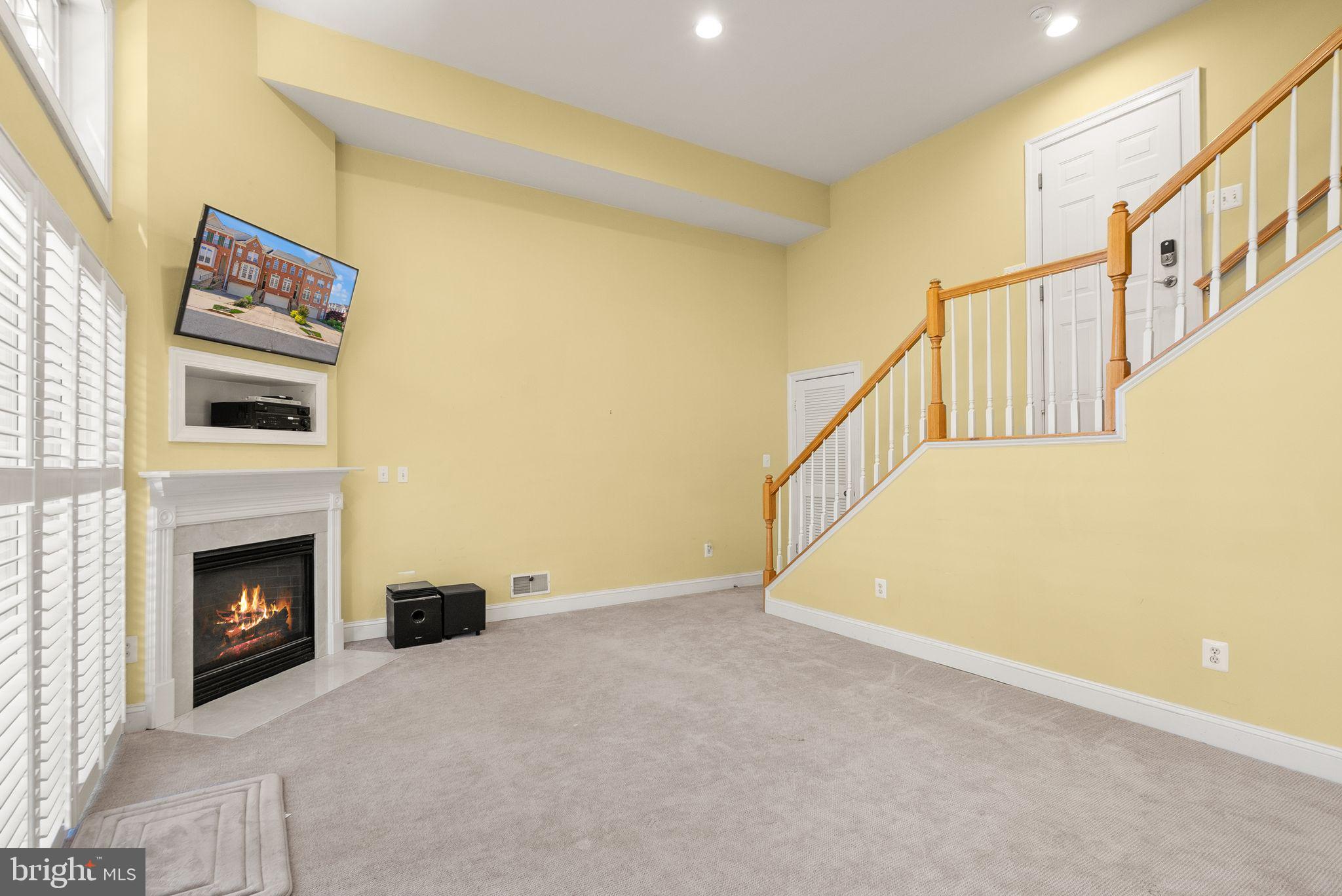EDWARDS LANDING - Residential