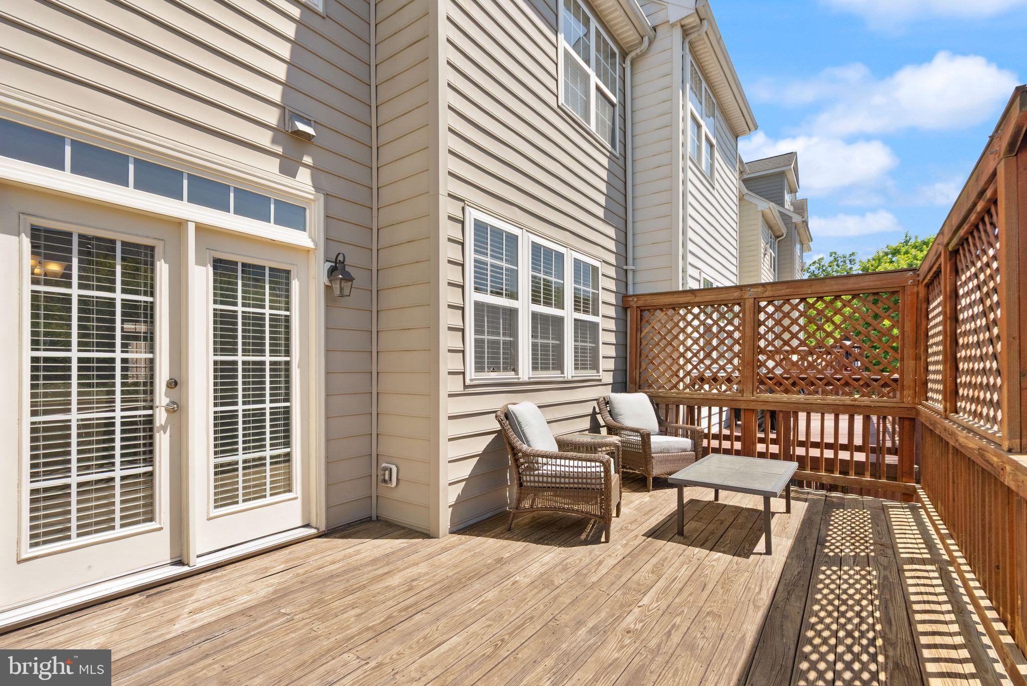 EDWARDS LANDING - Residential