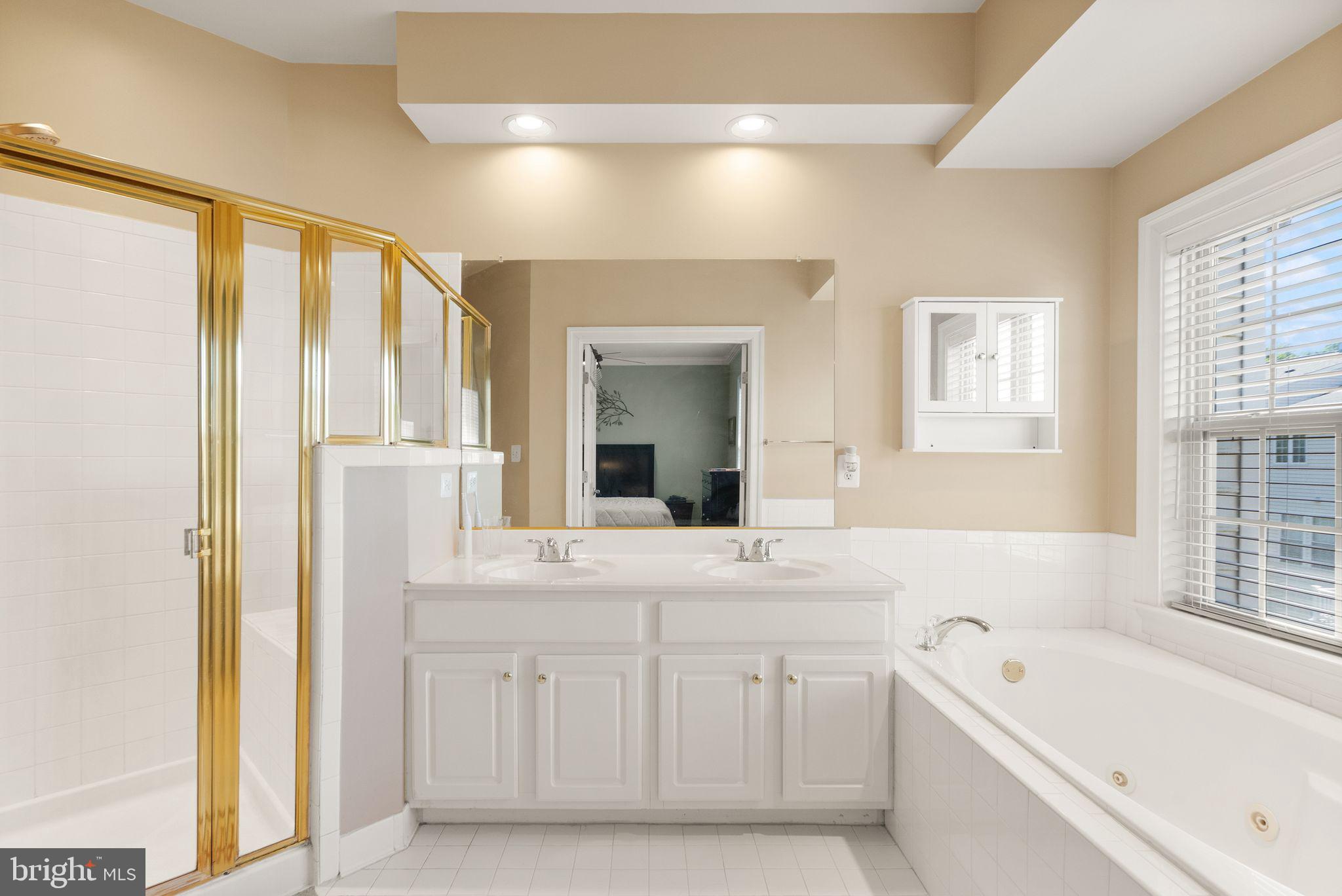EDWARDS LANDING - Residential