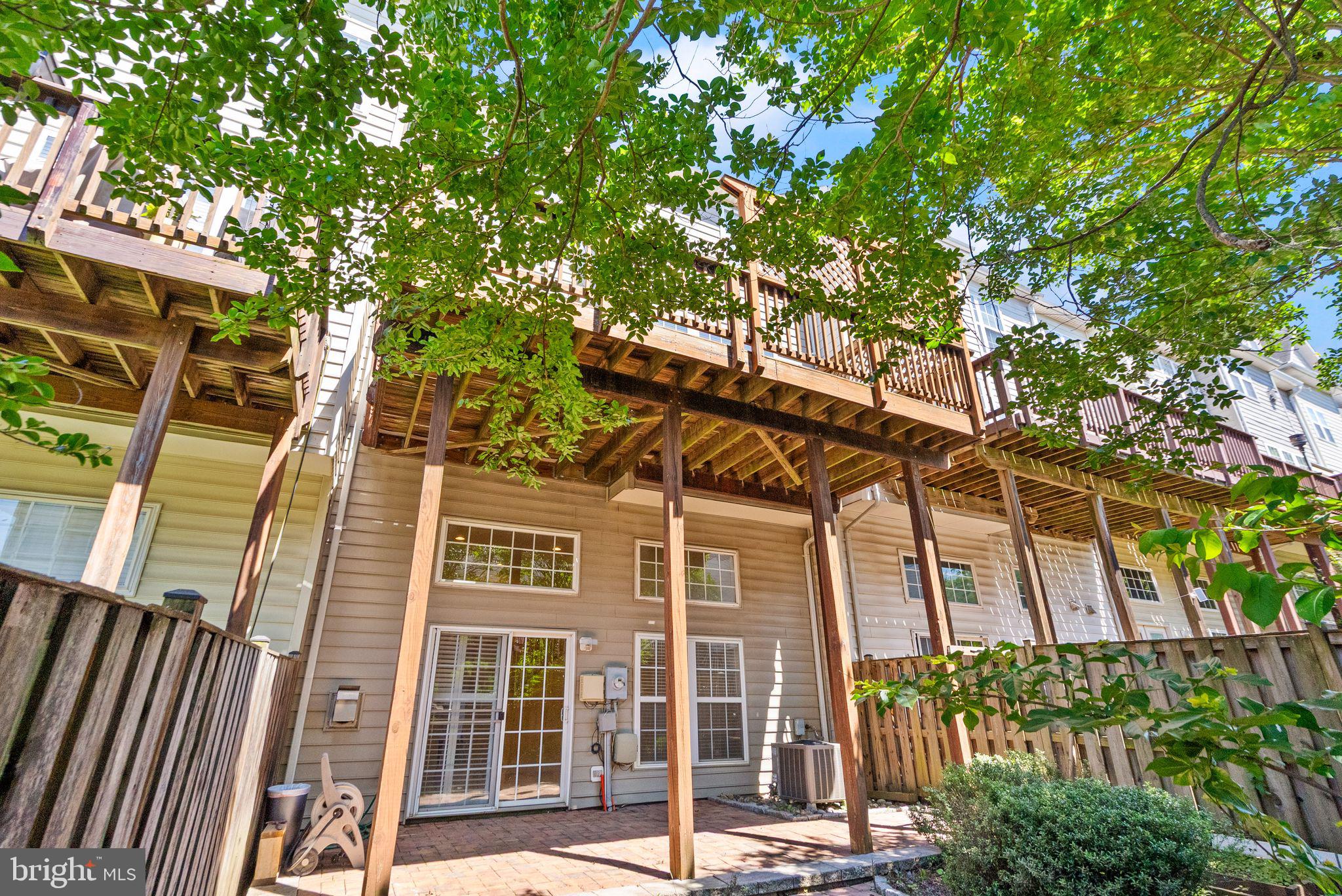 EDWARDS LANDING - Residential