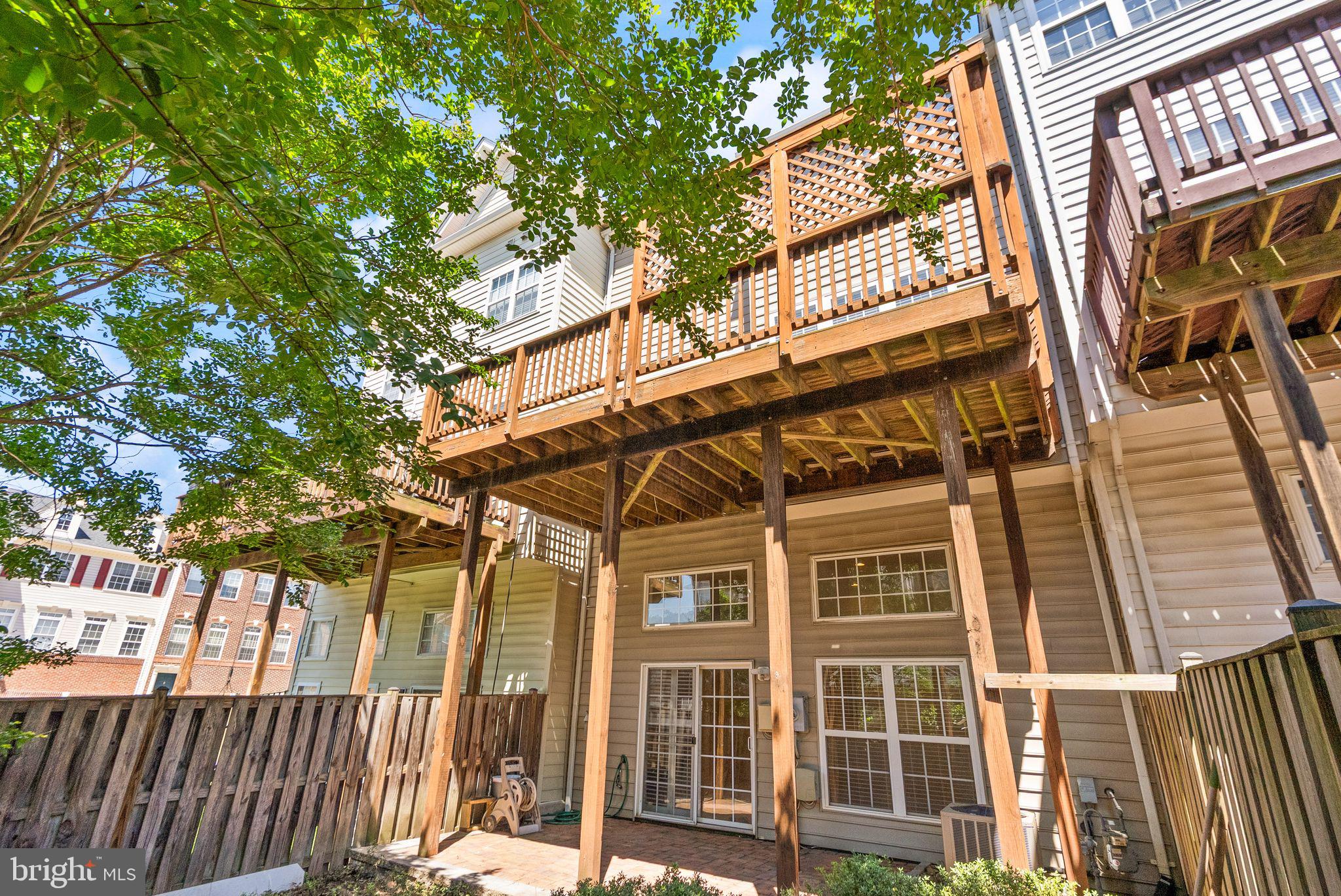 EDWARDS LANDING - Residential