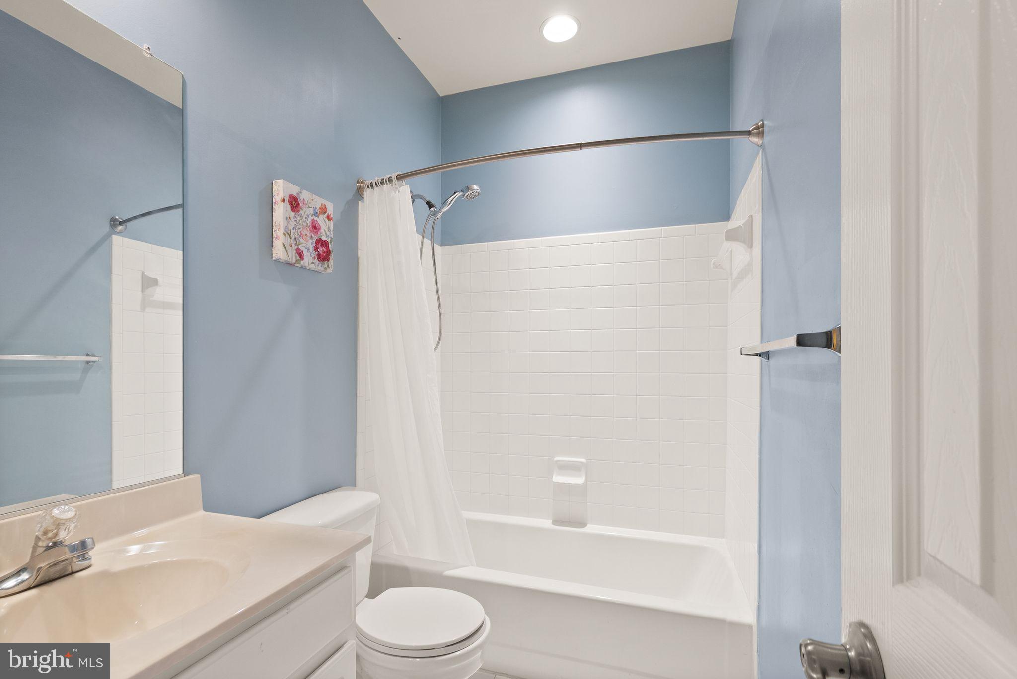 EDWARDS LANDING - Residential