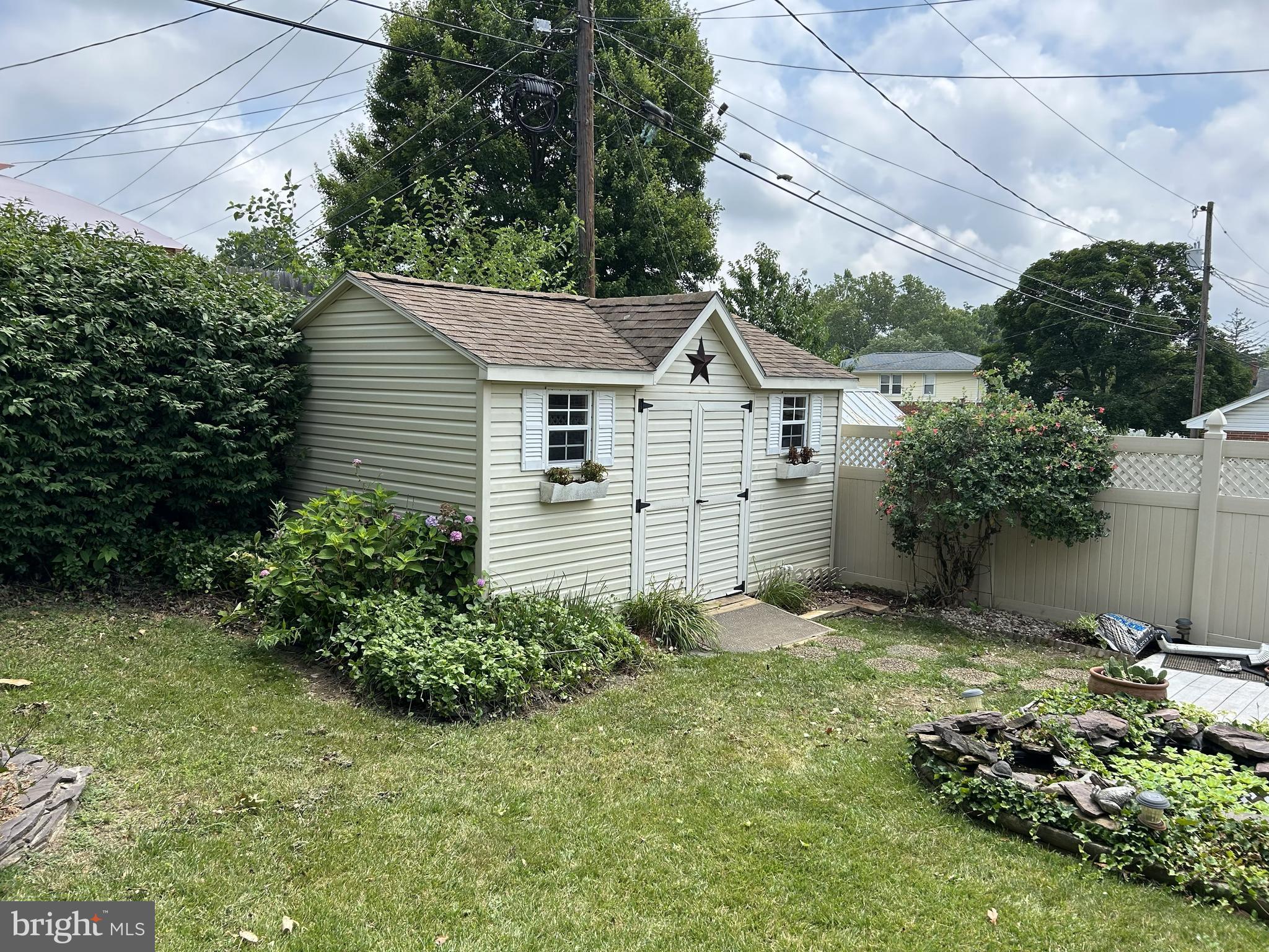 GREEN RIDGE GARDENS - Residential