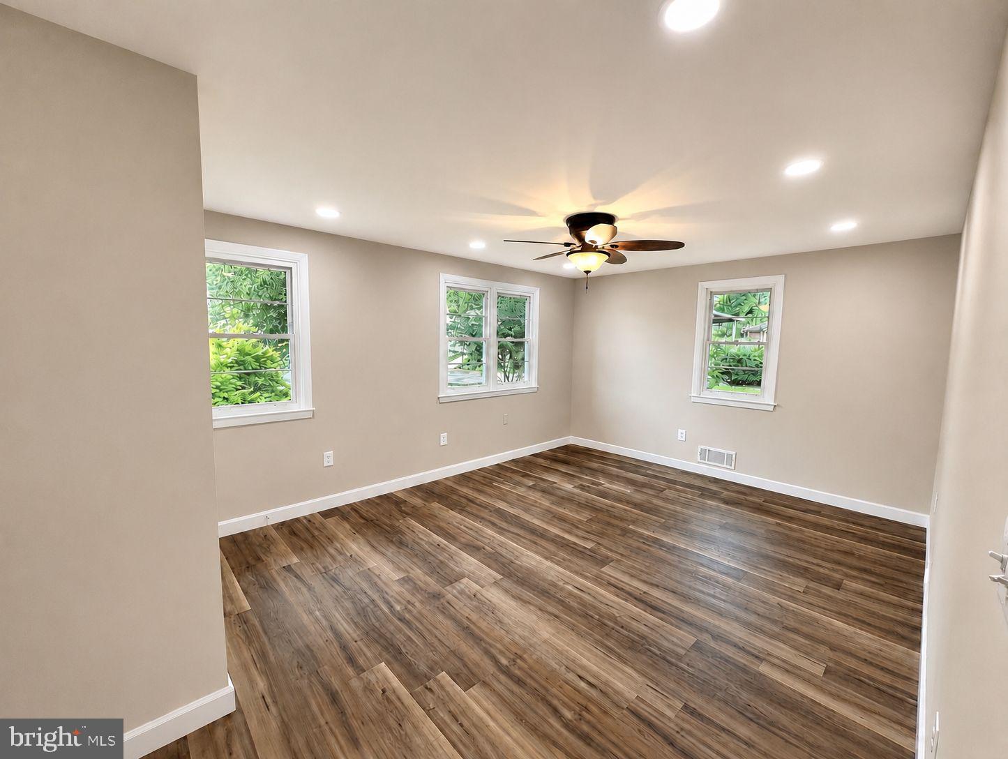 GREEN RIDGE GARDENS - Residential