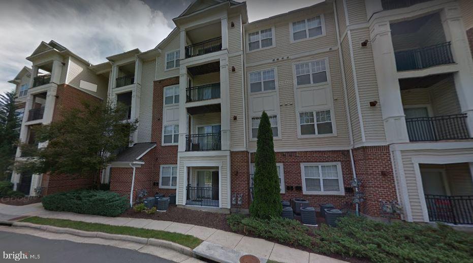 Cool condo for rent in popular secured community with great amenities on site and nearby.  Nice bright living space with balacony and NEW LVP floors to be installed prior to commencement of lease.  High ceilings.  Walk-in closet. Gas cooking, heat & HW. Washer/dryer in unit.  Balcony overlooking the guest parking area.  Tenant controls the heat & AC. 1 garage parking.   The Bryson at Woodland Park offers a gym, package delivery area, club house and outdoor pool in a gated community.  Extra parking spaces can be rented.  Tenant pays utilities.  1 small pet ok with $500 pet deposit.  Start date on or after 4/21/25.