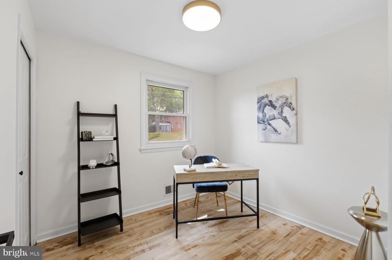 WOODBERRY FOREST - Residential