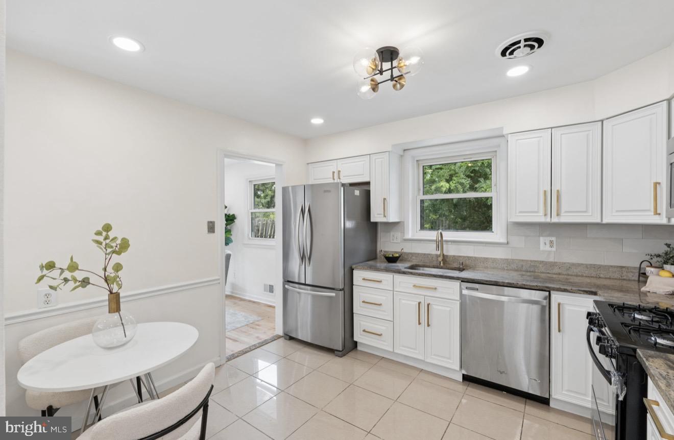 WOODBERRY FOREST - Residential
