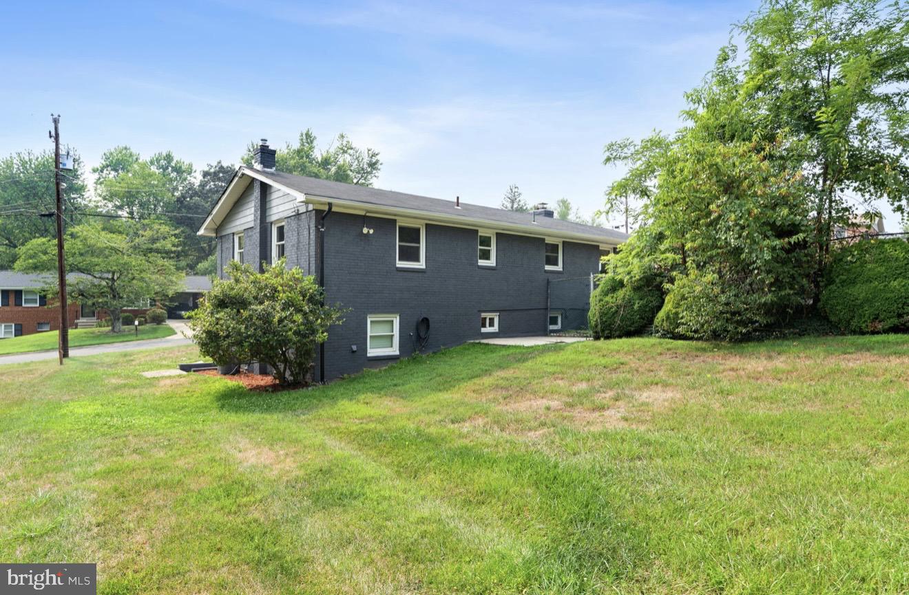 WOODBERRY FOREST - Residential