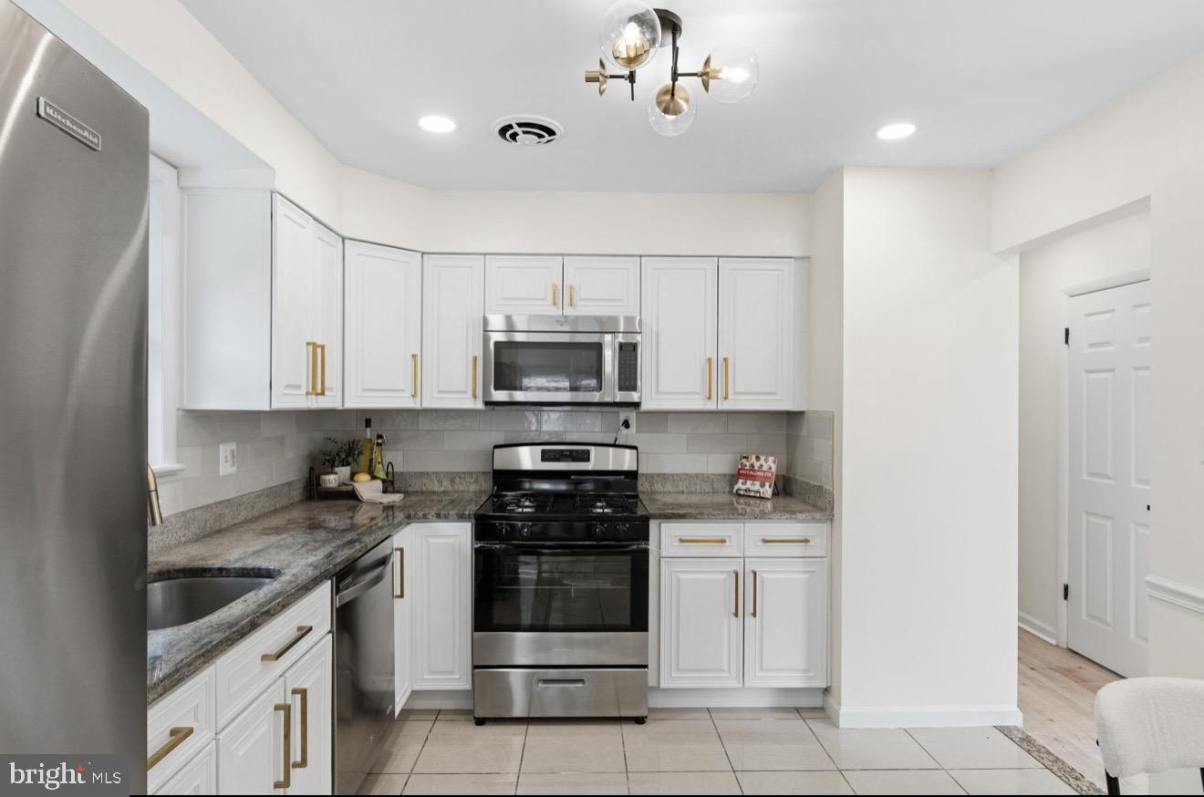 WOODBERRY FOREST - Residential