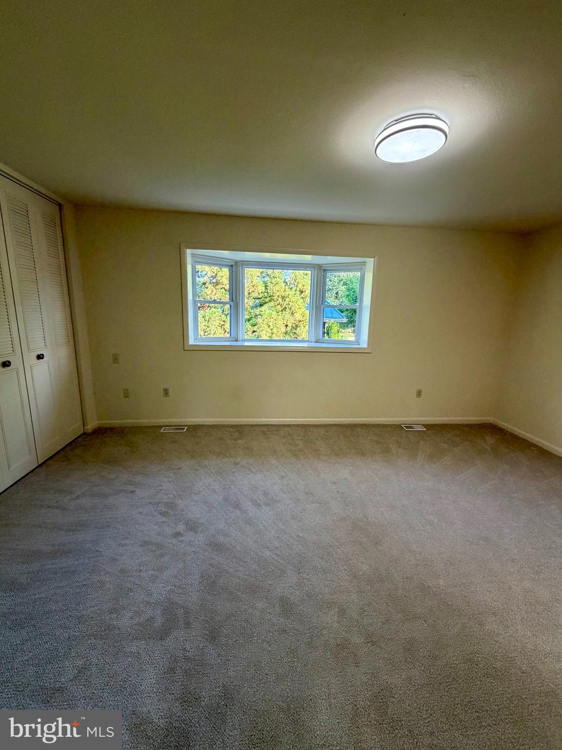 LEISURE WORLD - Residential