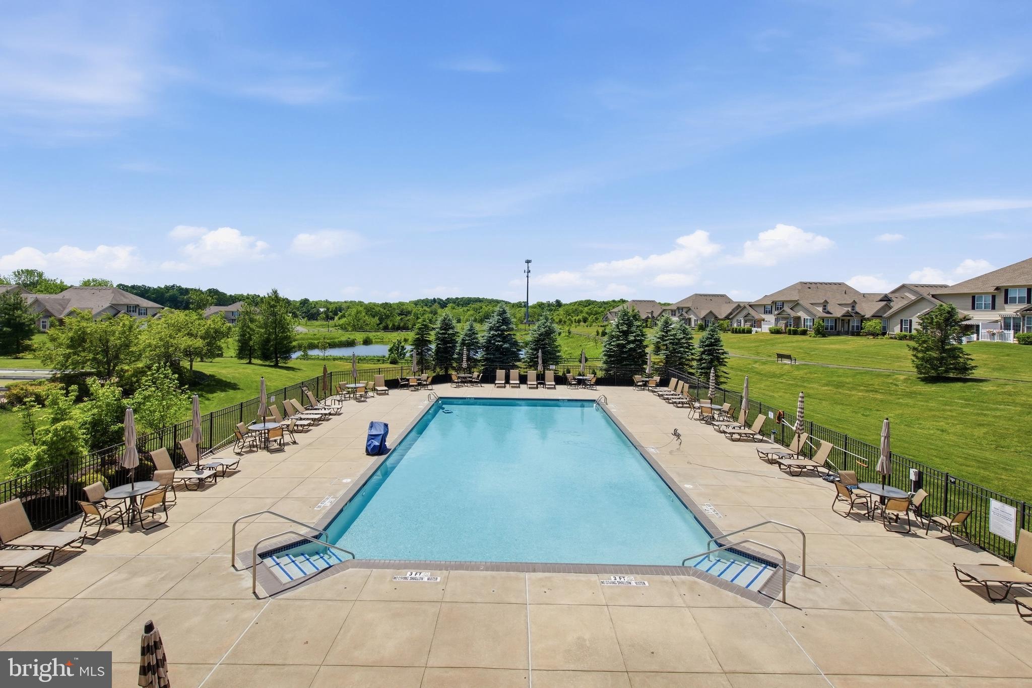 REGENCY AT HILLTOWN - Residential