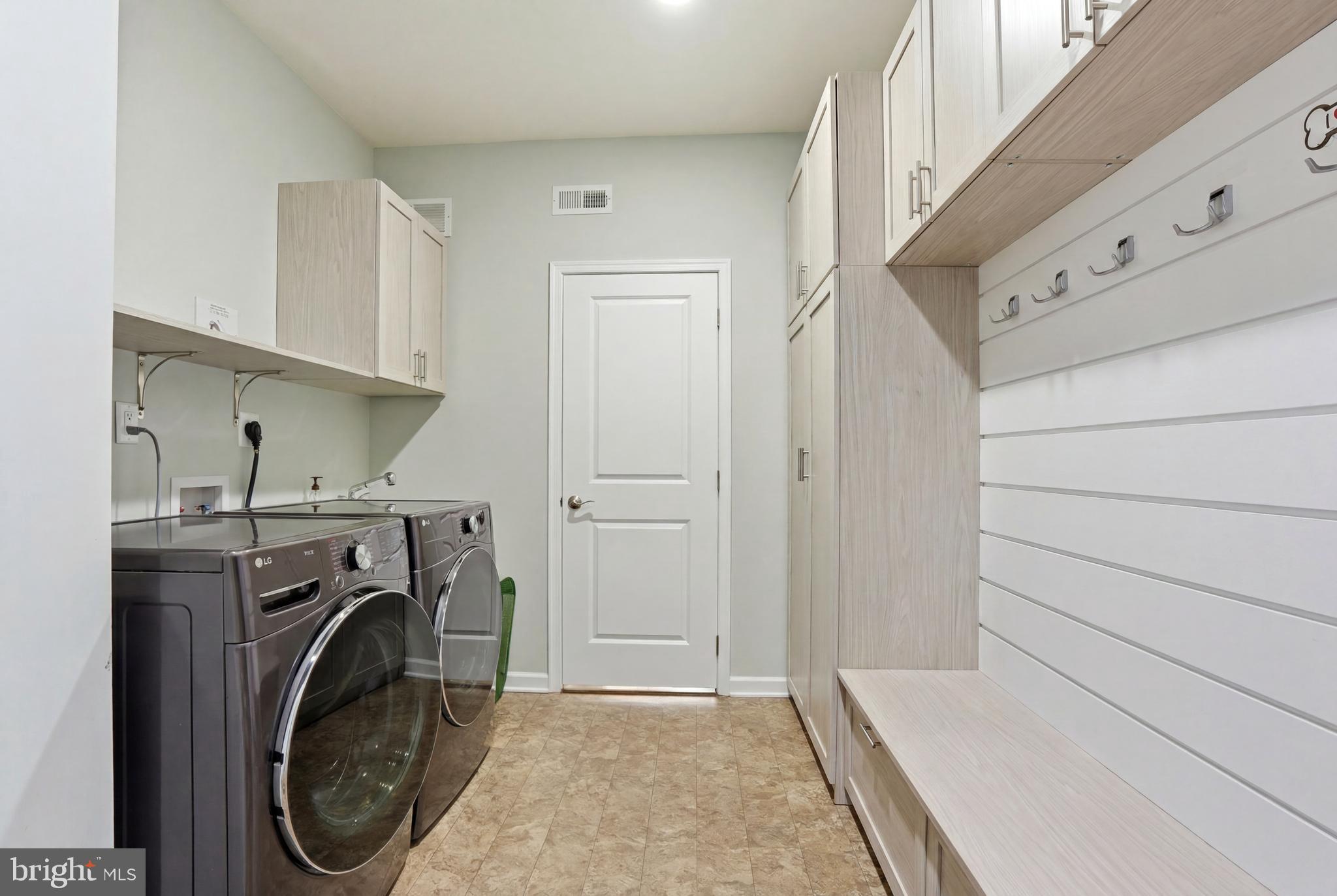 REGENCY AT HILLTOWN - Residential