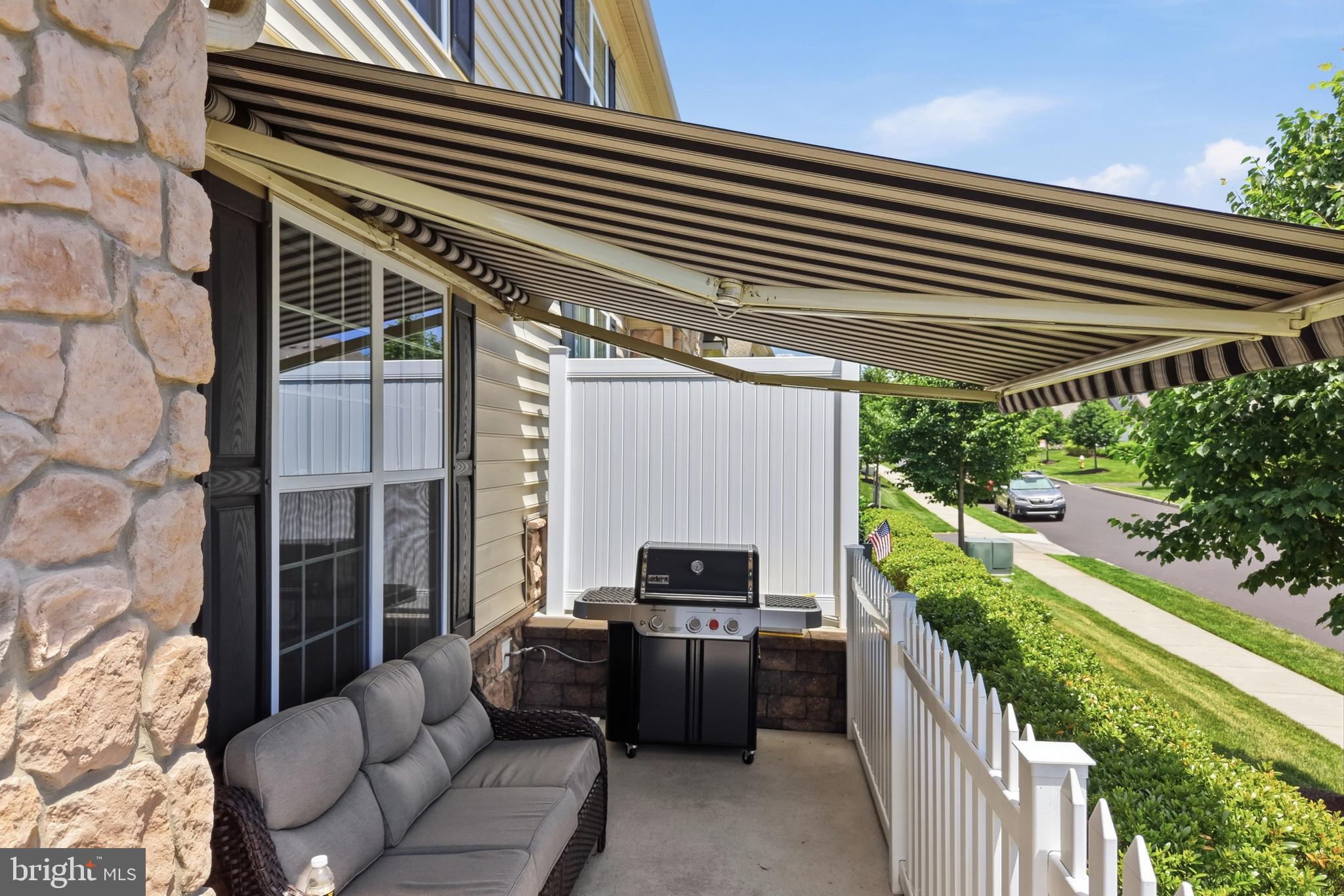 REGENCY AT HILLTOWN - Residential