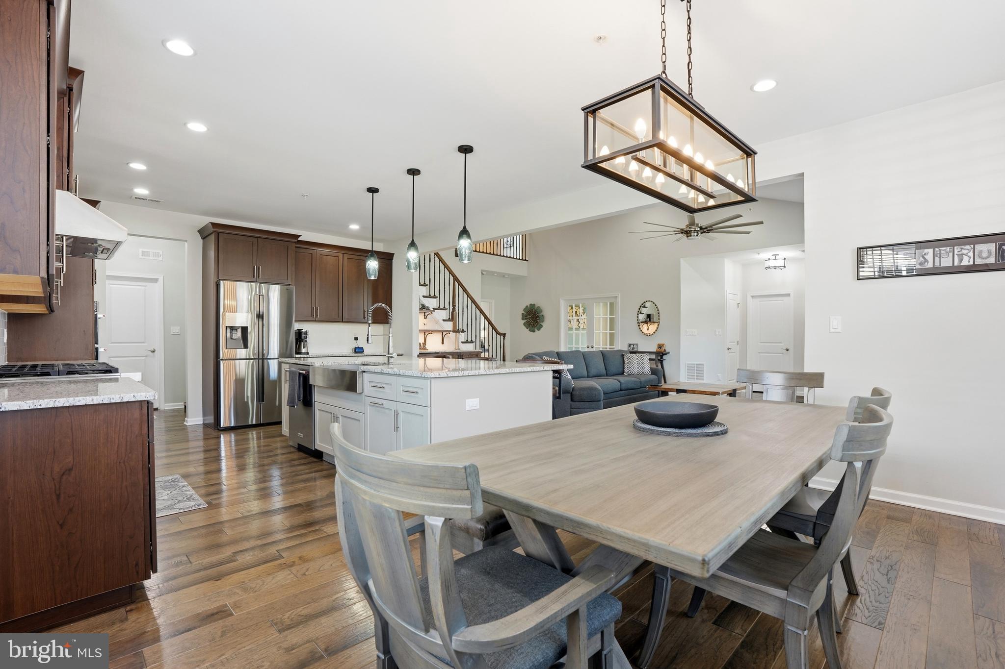 REGENCY AT HILLTOWN - Residential