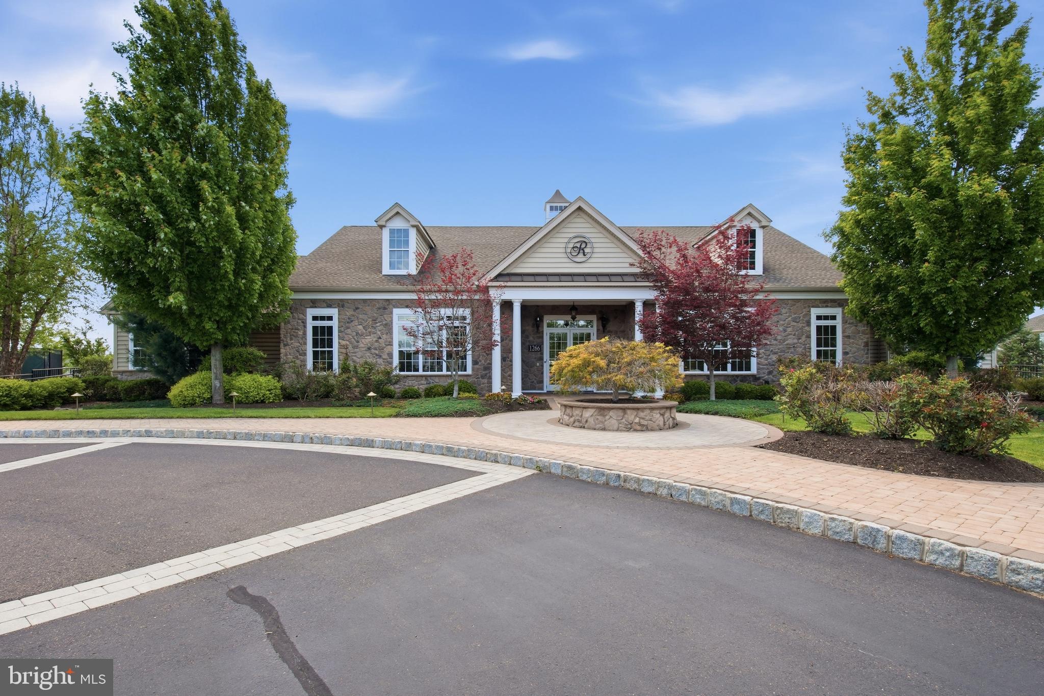 REGENCY AT HILLTOWN - Residential