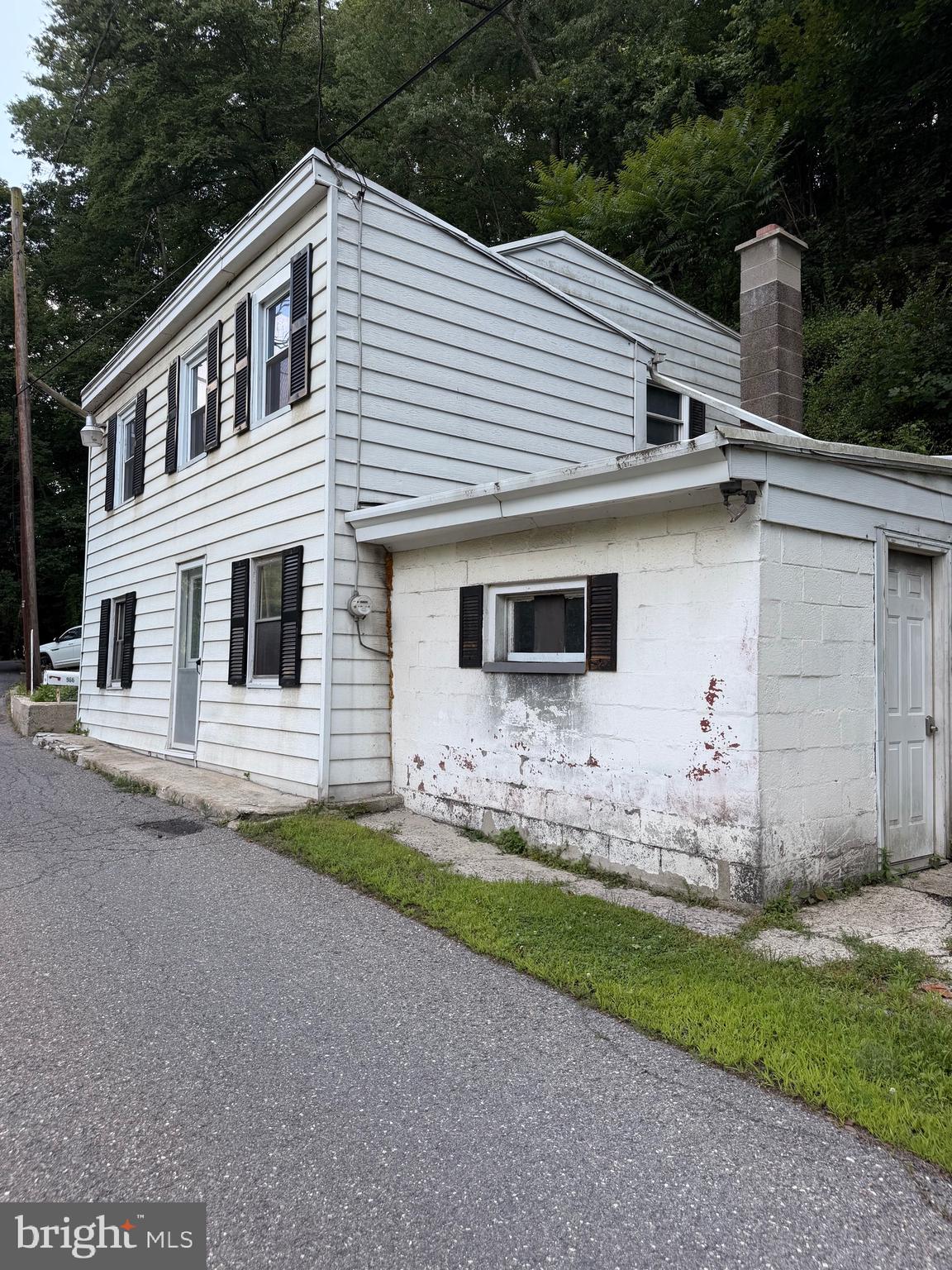 POTTSVILLE - Residential