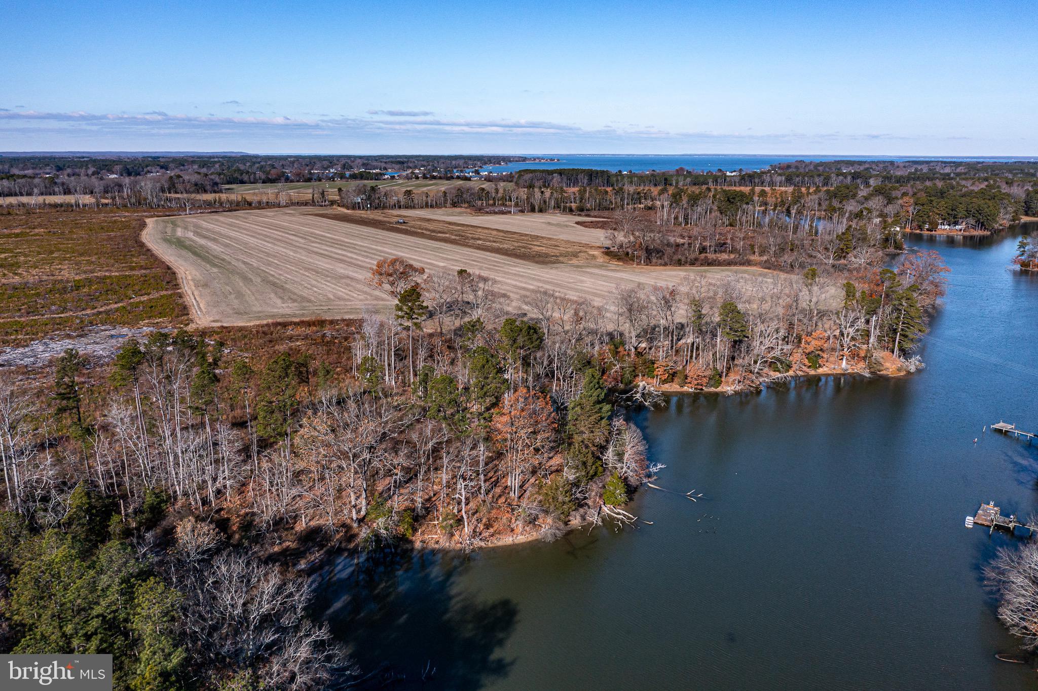 COLES POINT - Land