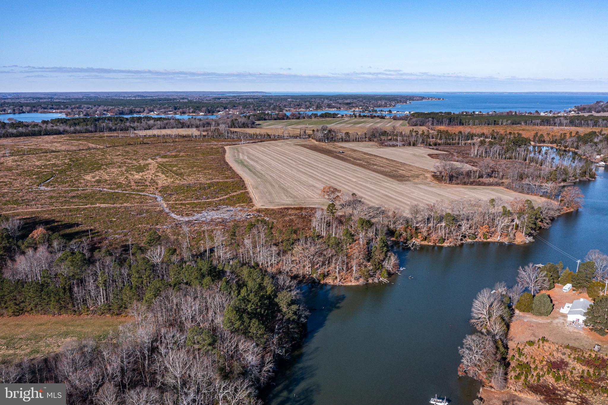 COLES POINT - Land
