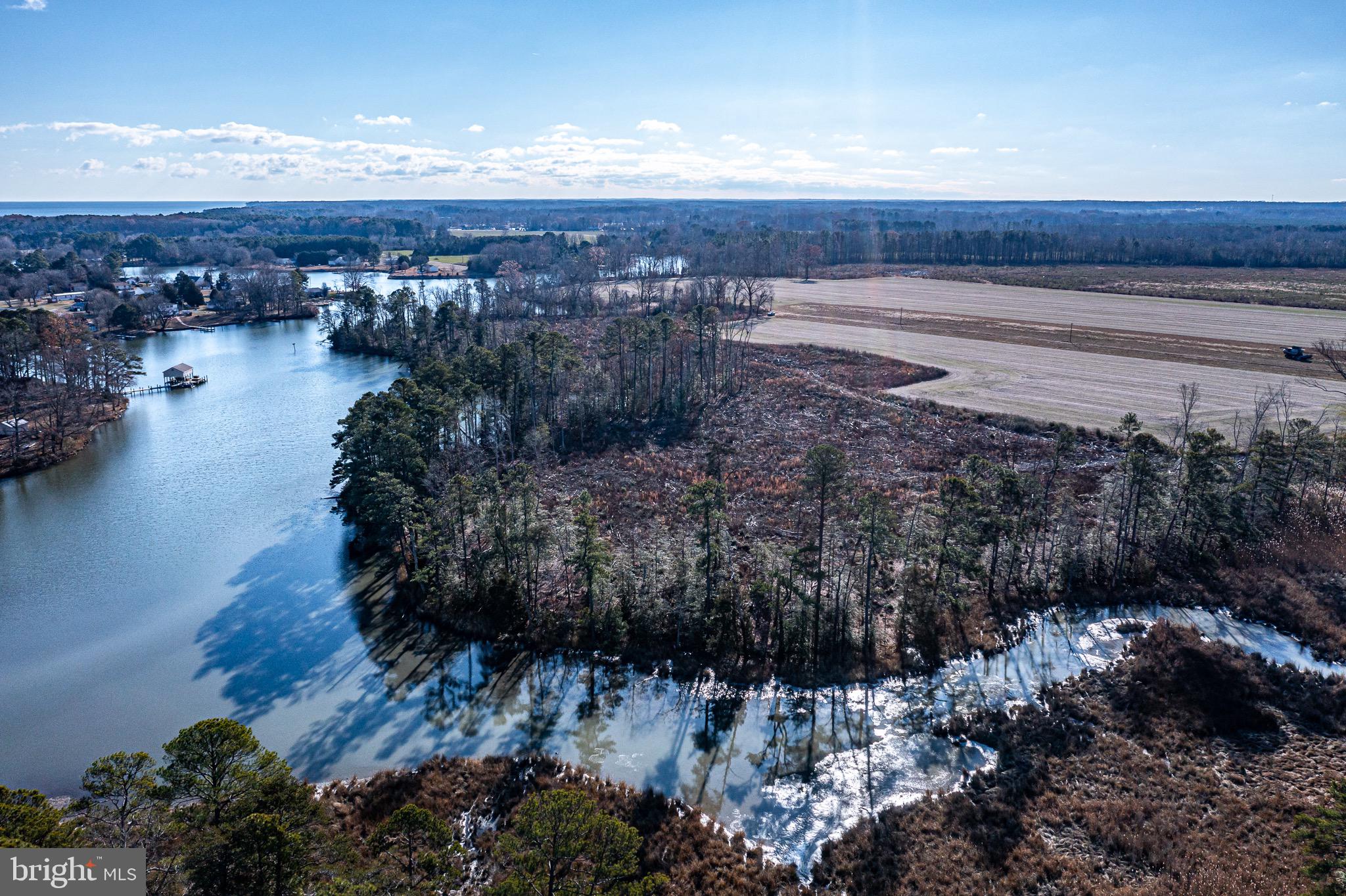 COLES POINT - Land