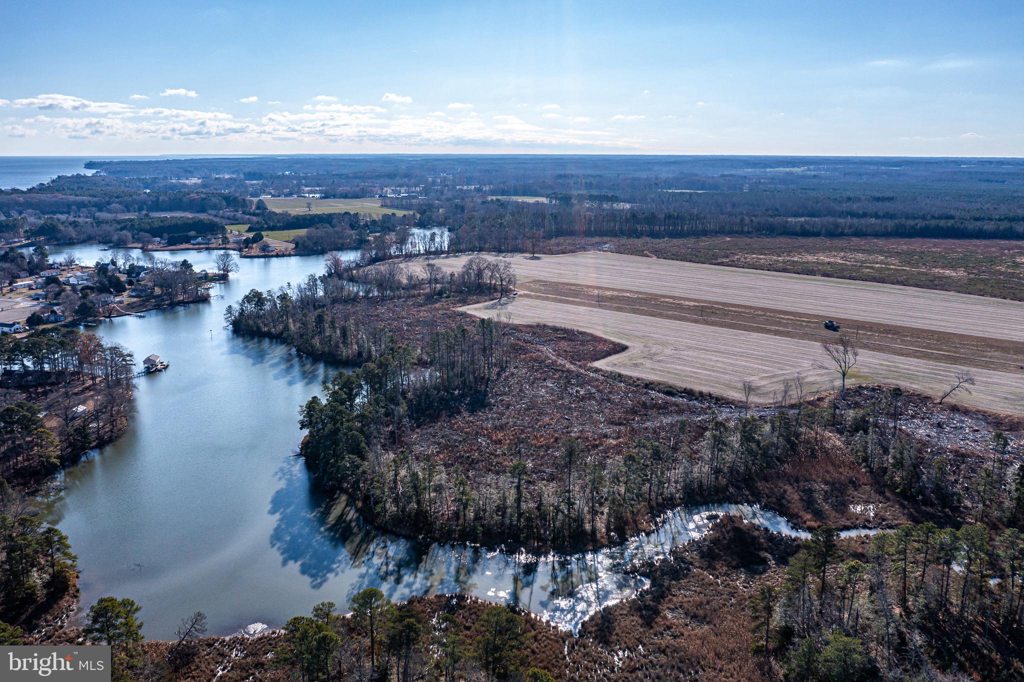 COLES POINT - Land