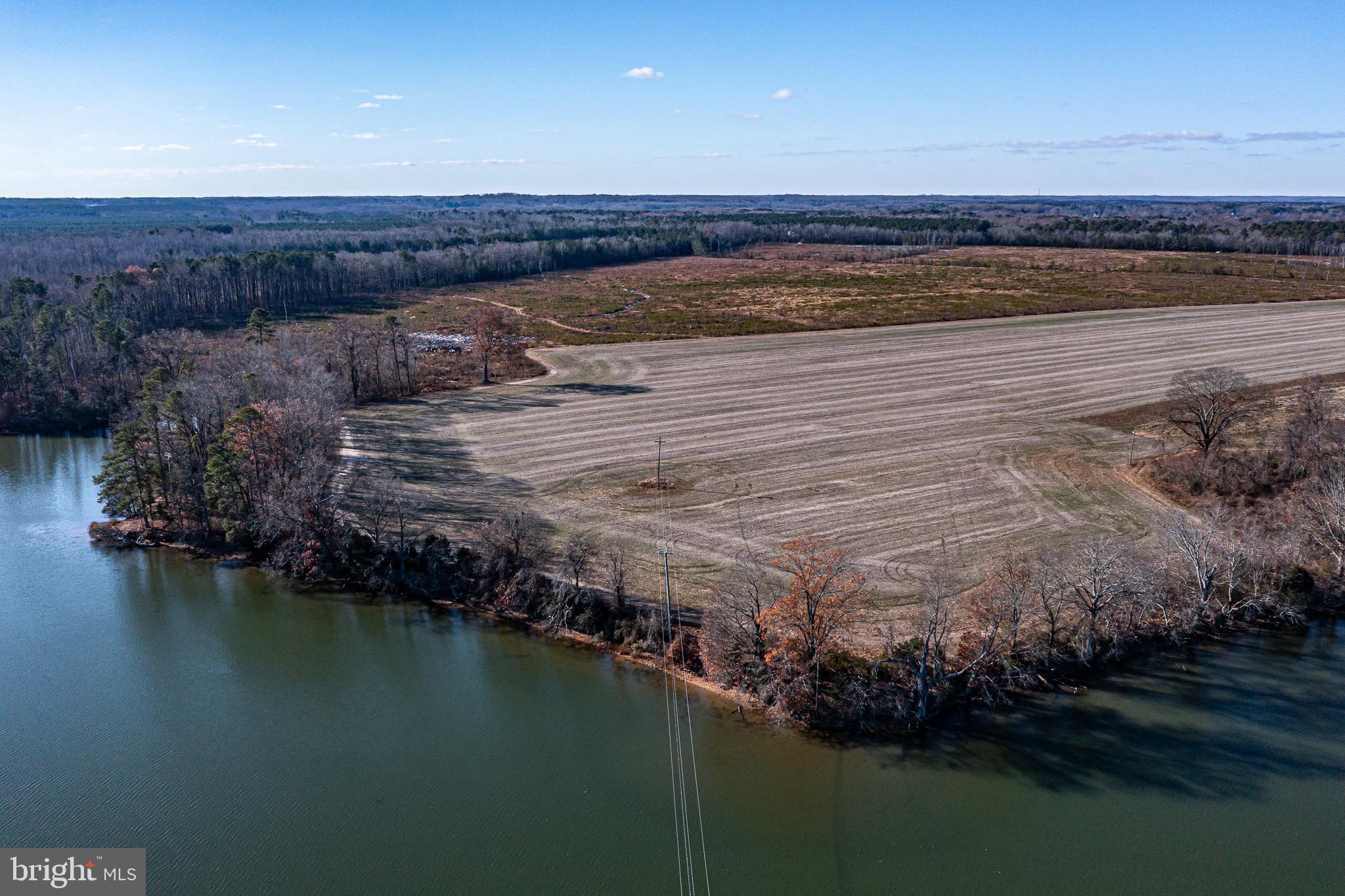COLES POINT - Land