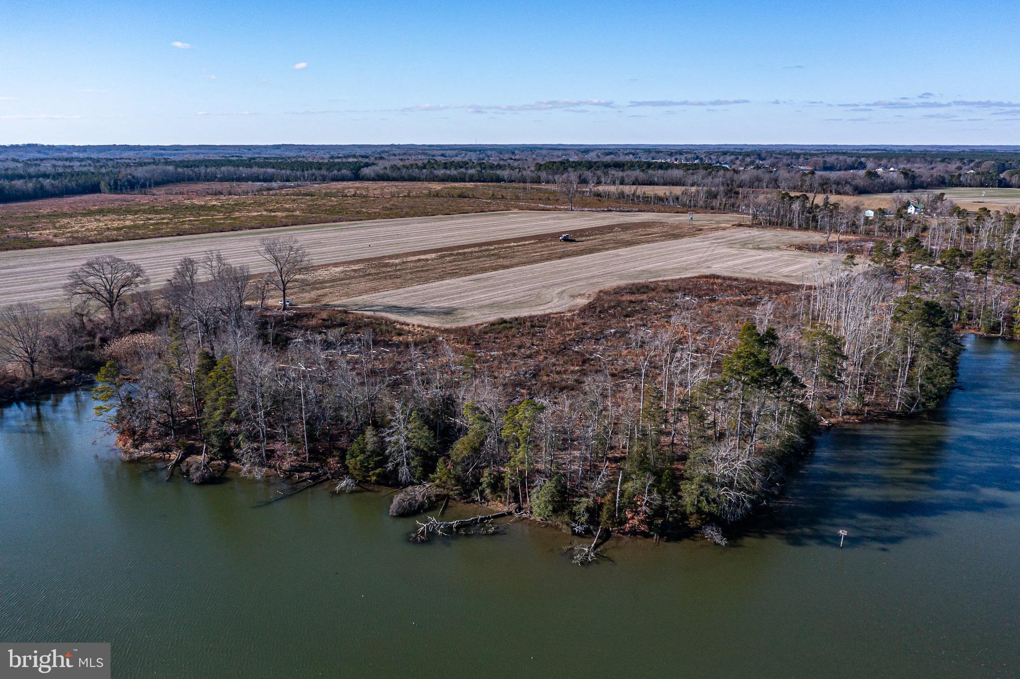 COLES POINT - Land