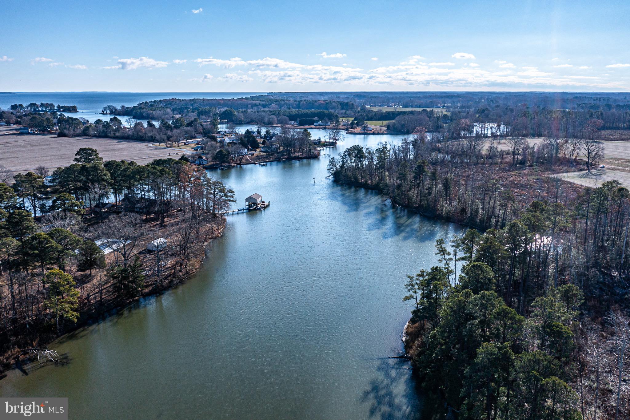COLES POINT - Land