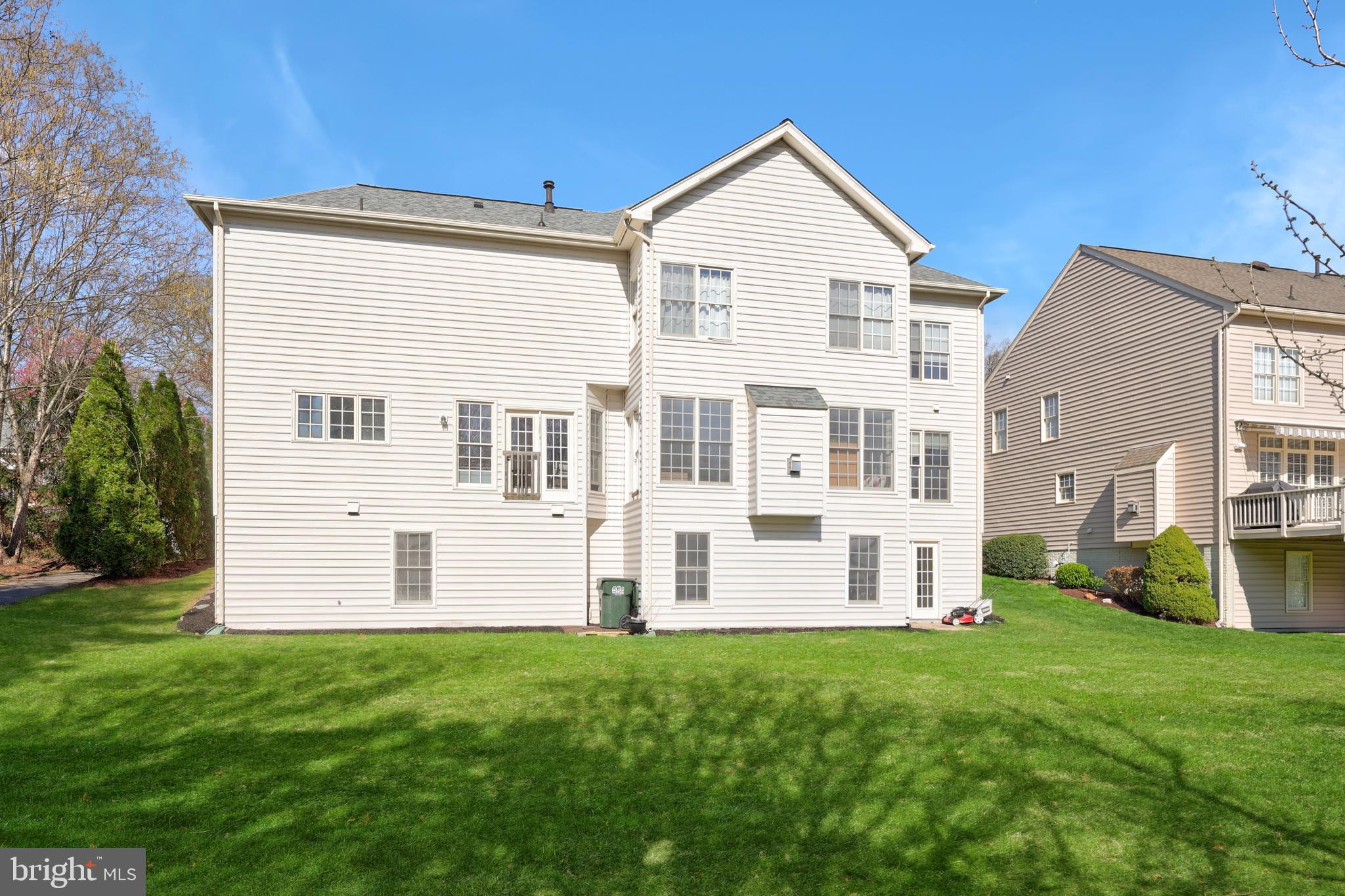 FOREST HILLS OF FAIRFAX - Residential