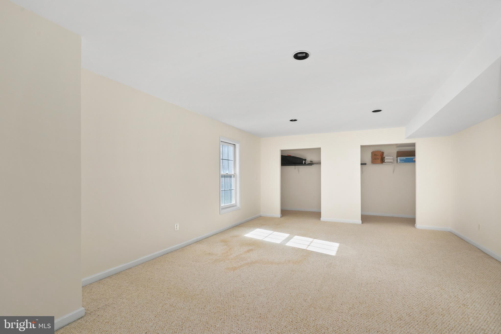 FOREST HILLS OF FAIRFAX - Residential