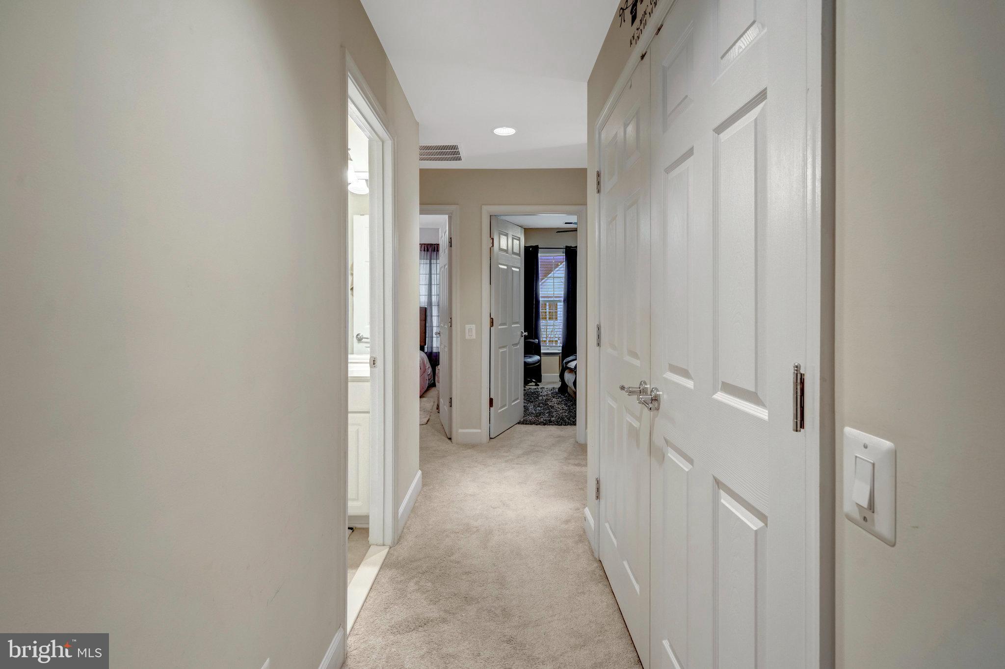 POTOMAC CLUB - Residential
