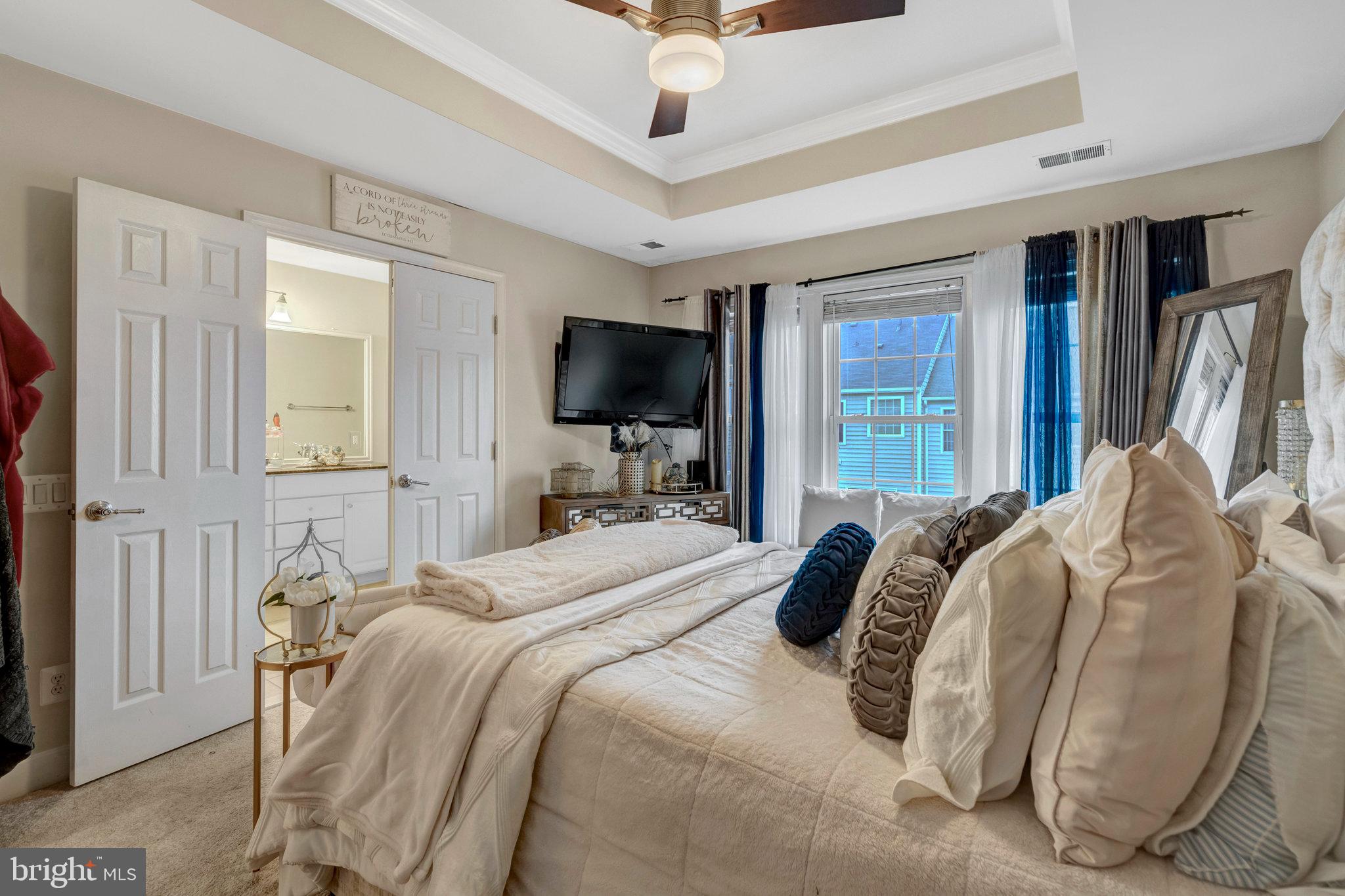 POTOMAC CLUB - Residential