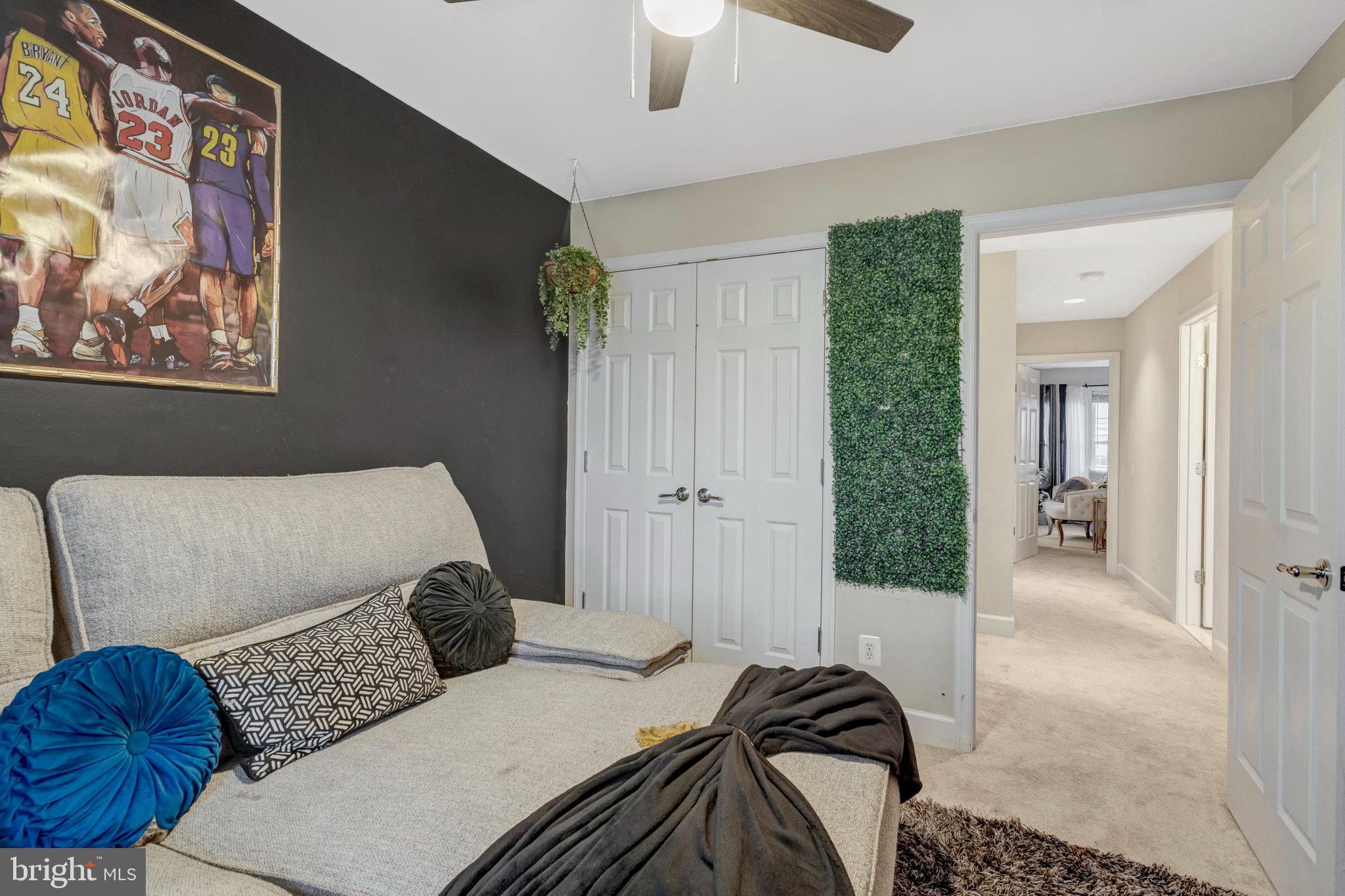 POTOMAC CLUB - Residential
