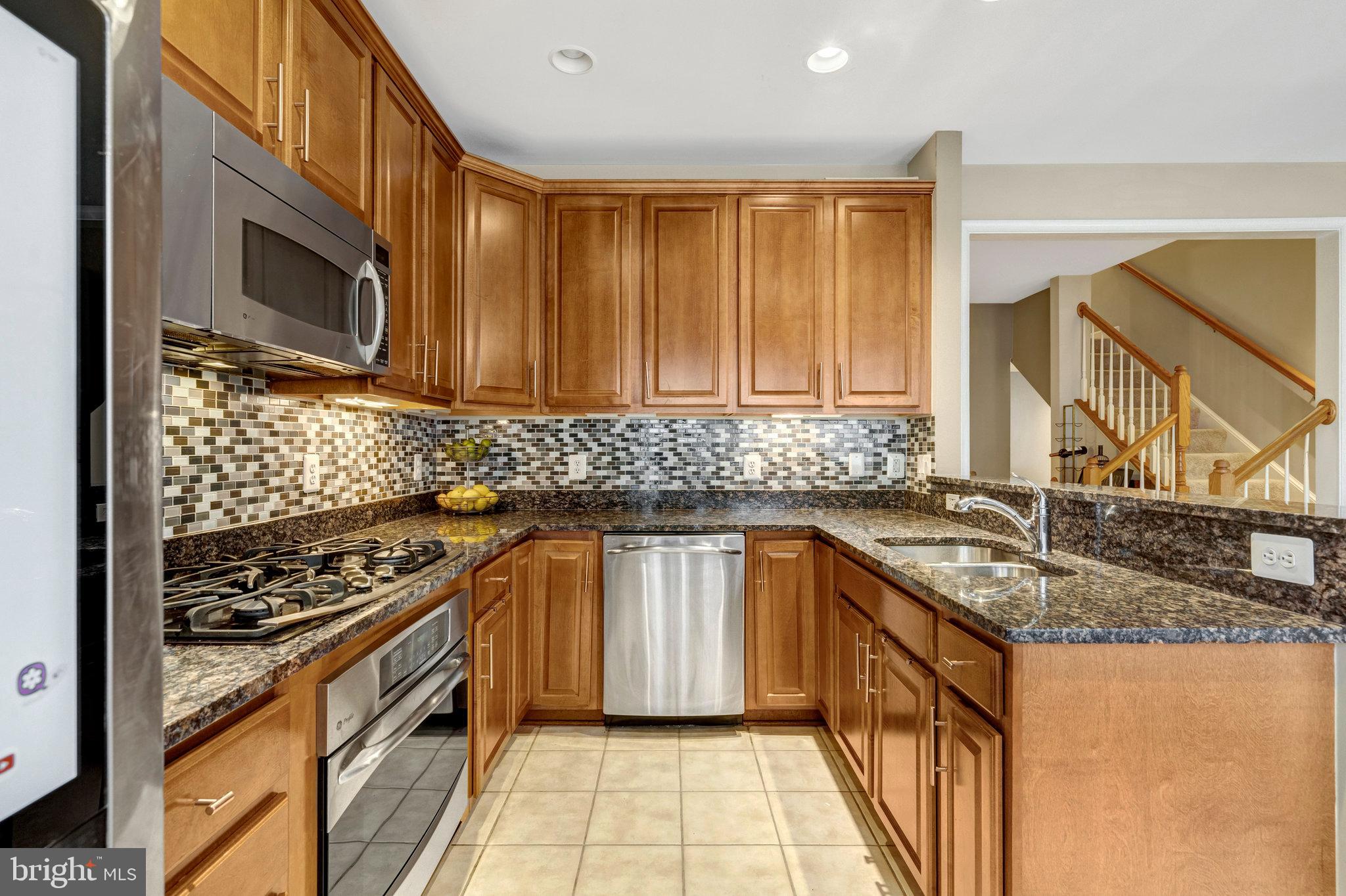 POTOMAC CLUB - Residential