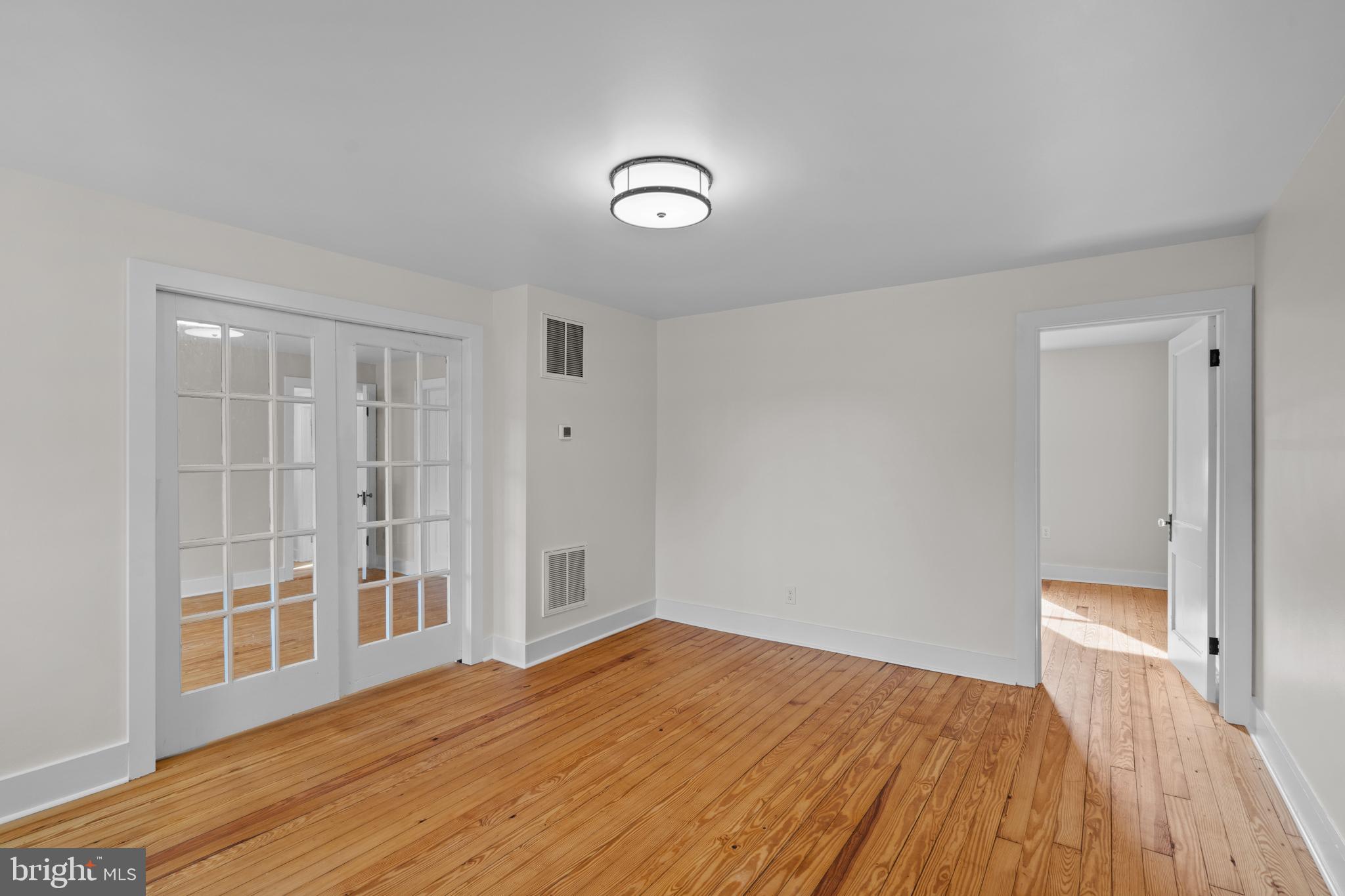 SHENANDOAH WOODLANDS - Residential