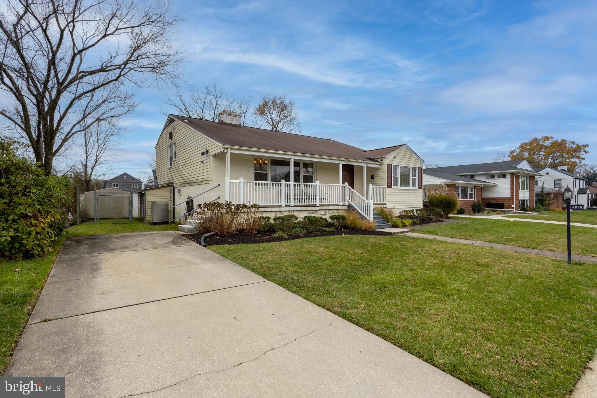 GREENSPRING MANOR - Residential