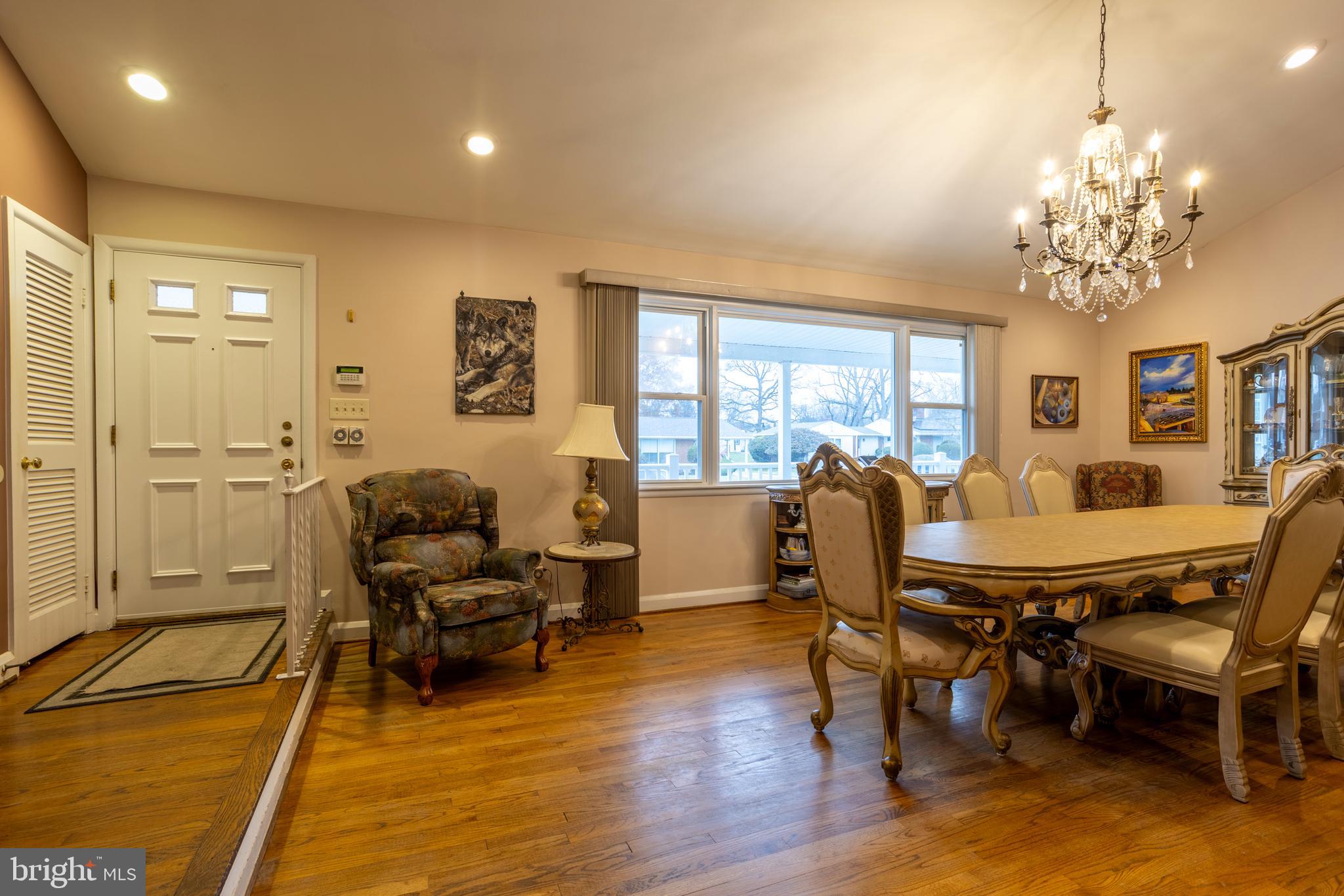 GREENSPRING MANOR - Residential