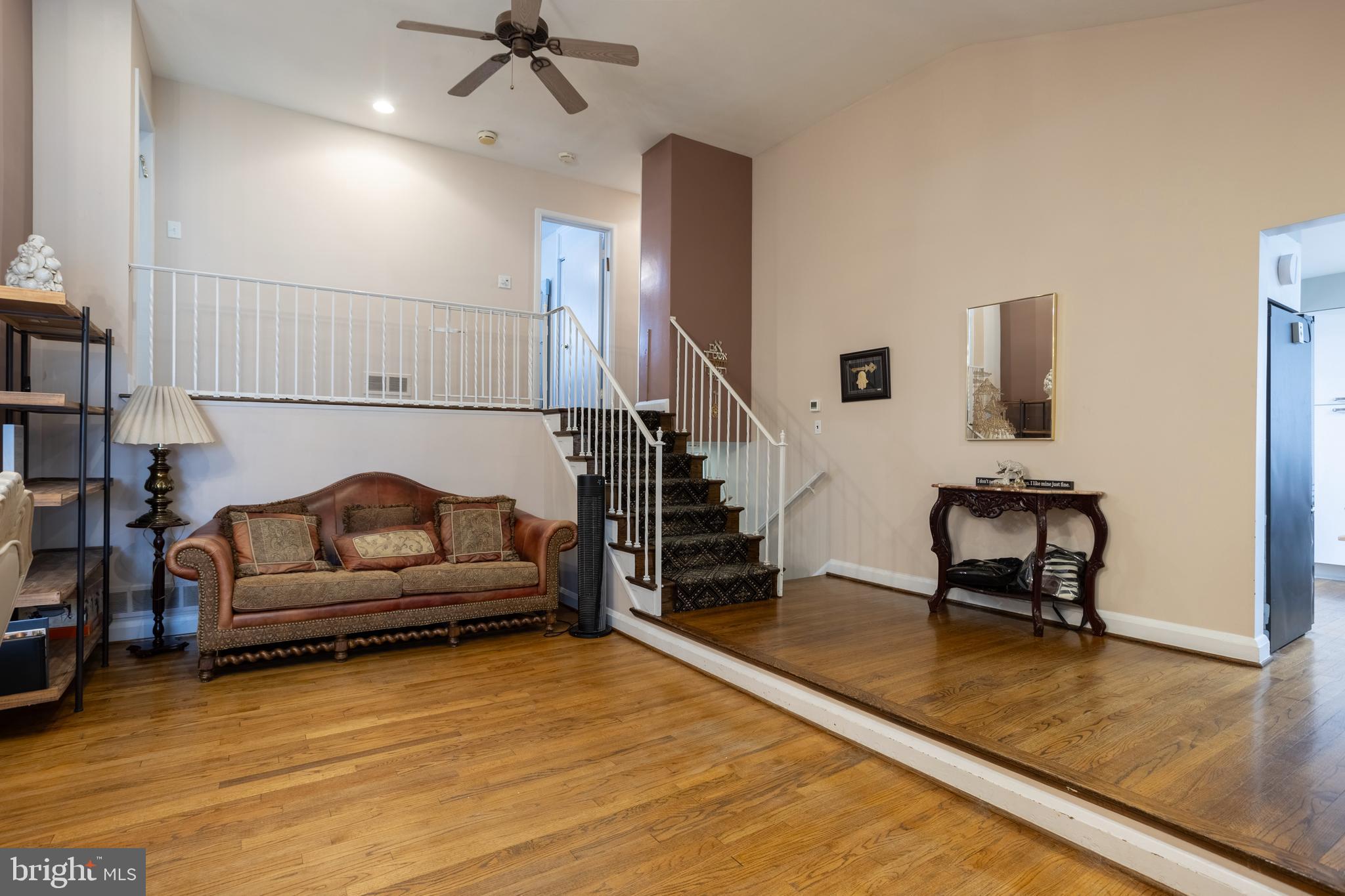 GREENSPRING MANOR - Residential