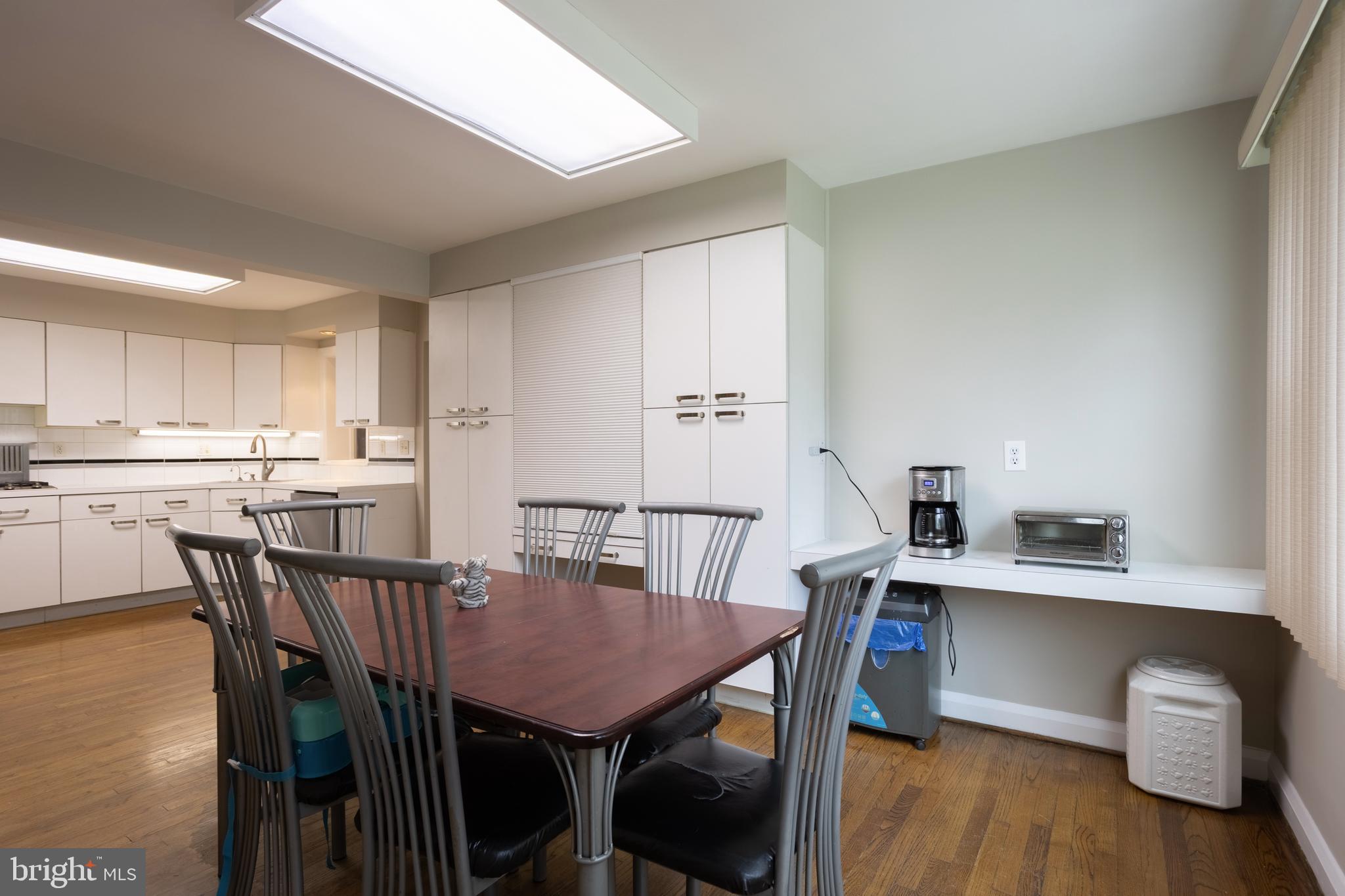 GREENSPRING MANOR - Residential
