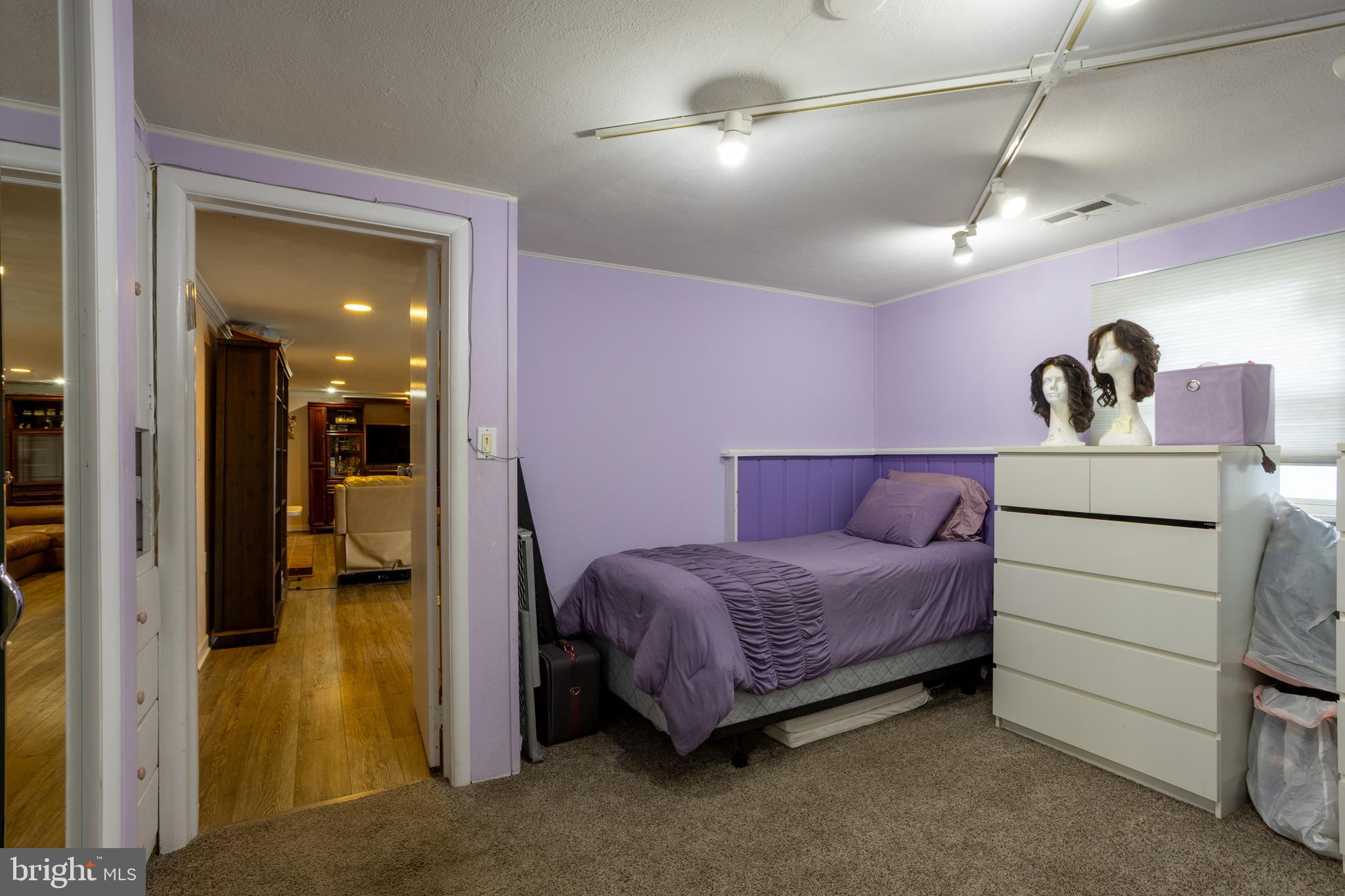 GREENSPRING MANOR - Residential