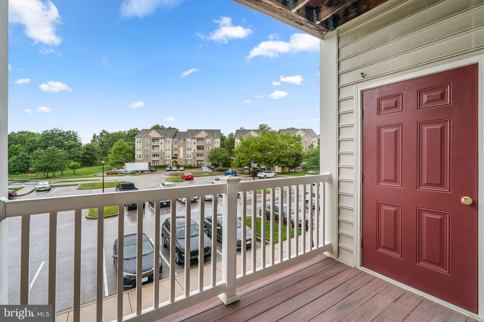 COURTYARDS AT WAVERLY WOODS EAST - Residential