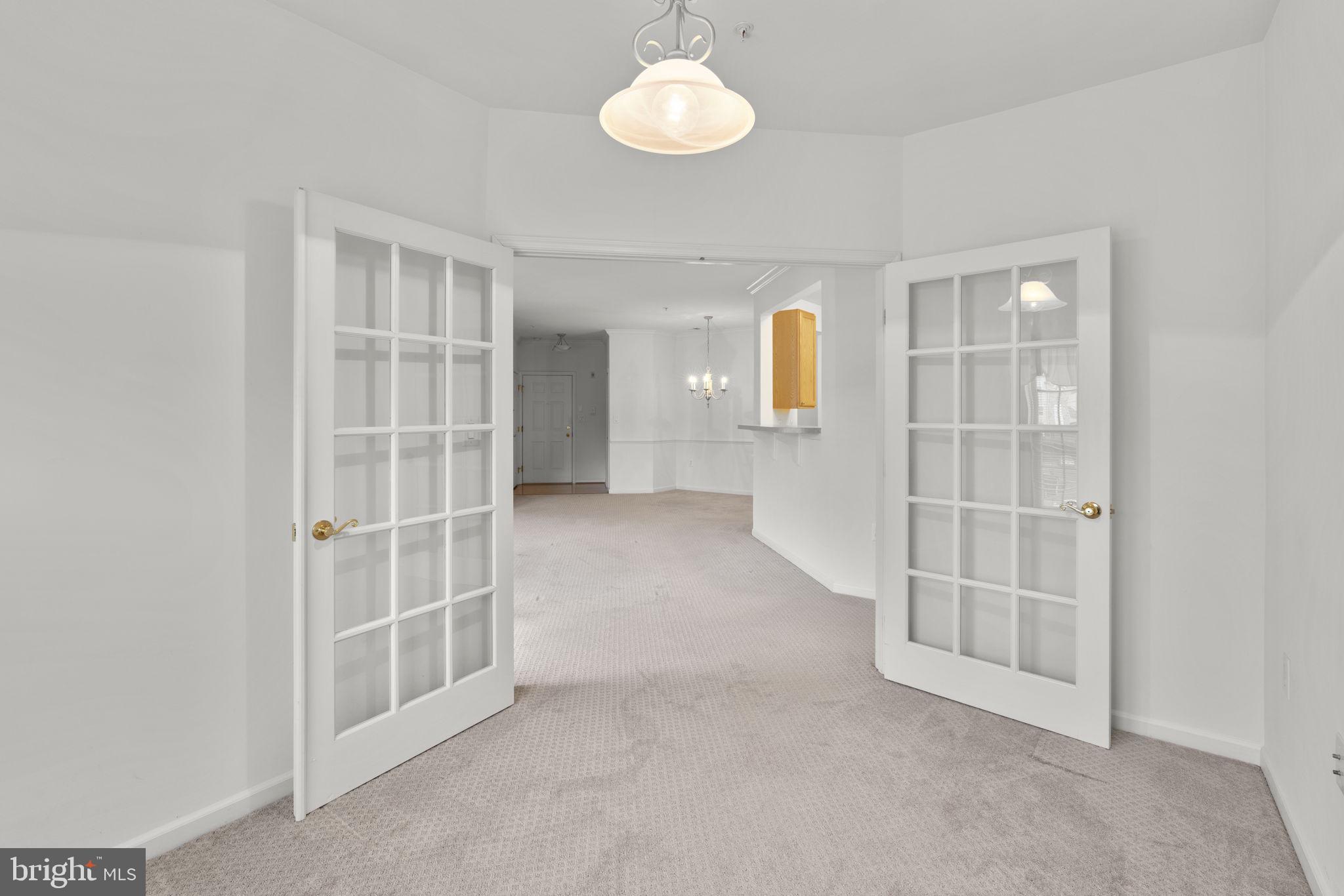COURTYARDS AT WAVERLY WOODS EAST - Residential