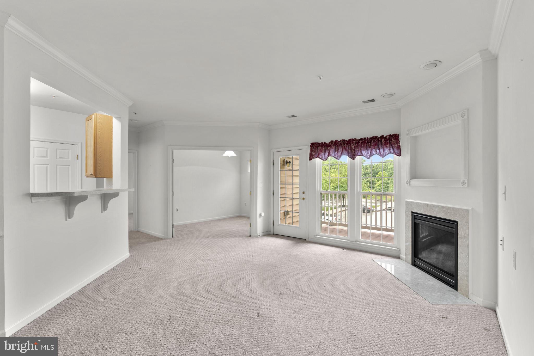 COURTYARDS AT WAVERLY WOODS EAST - Residential