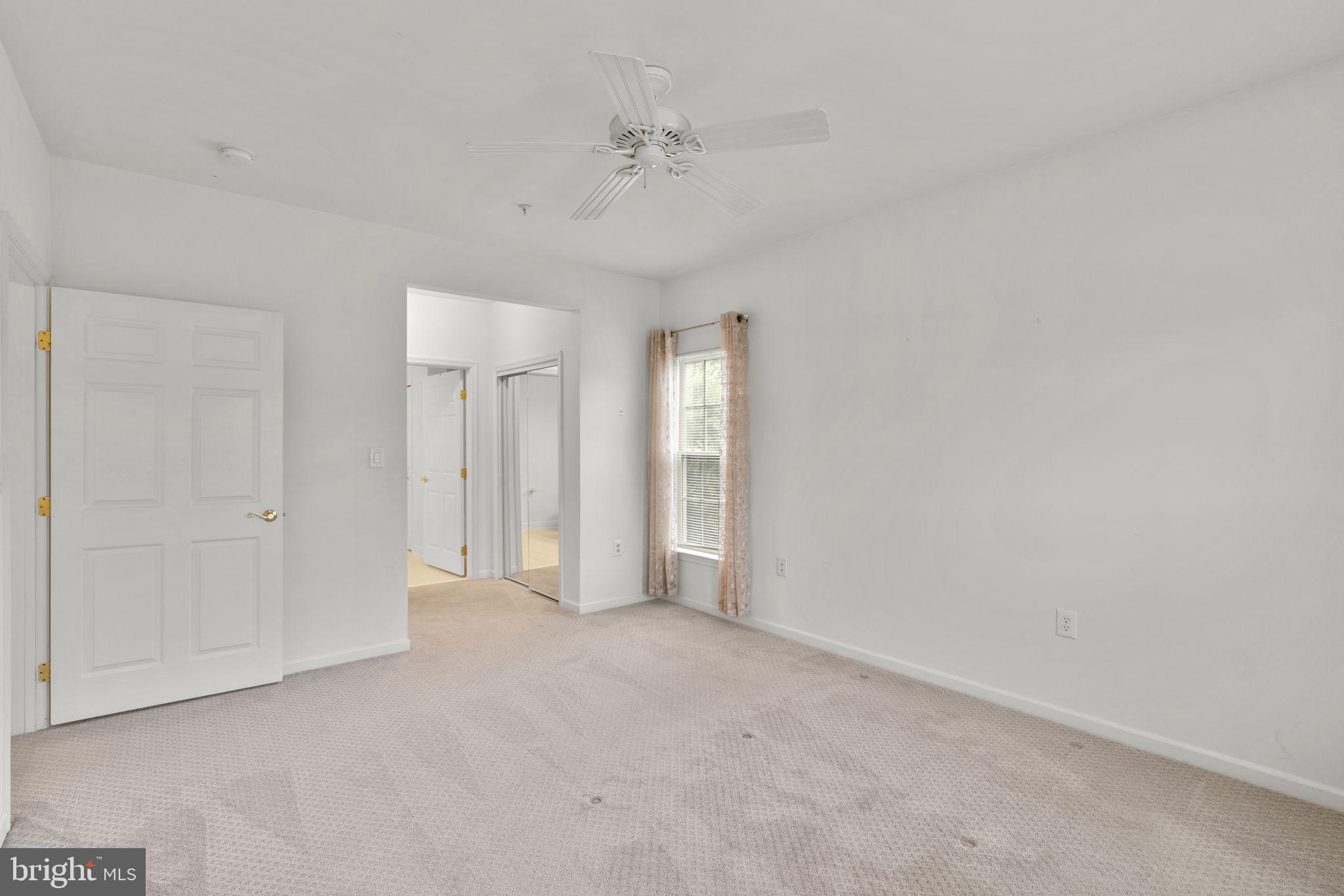 COURTYARDS AT WAVERLY WOODS EAST - Residential