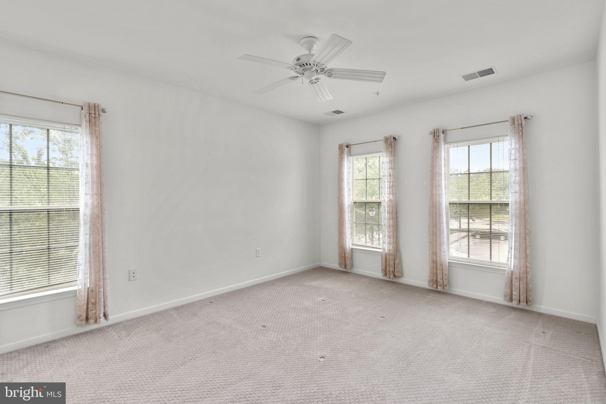 COURTYARDS AT WAVERLY WOODS EAST - Residential