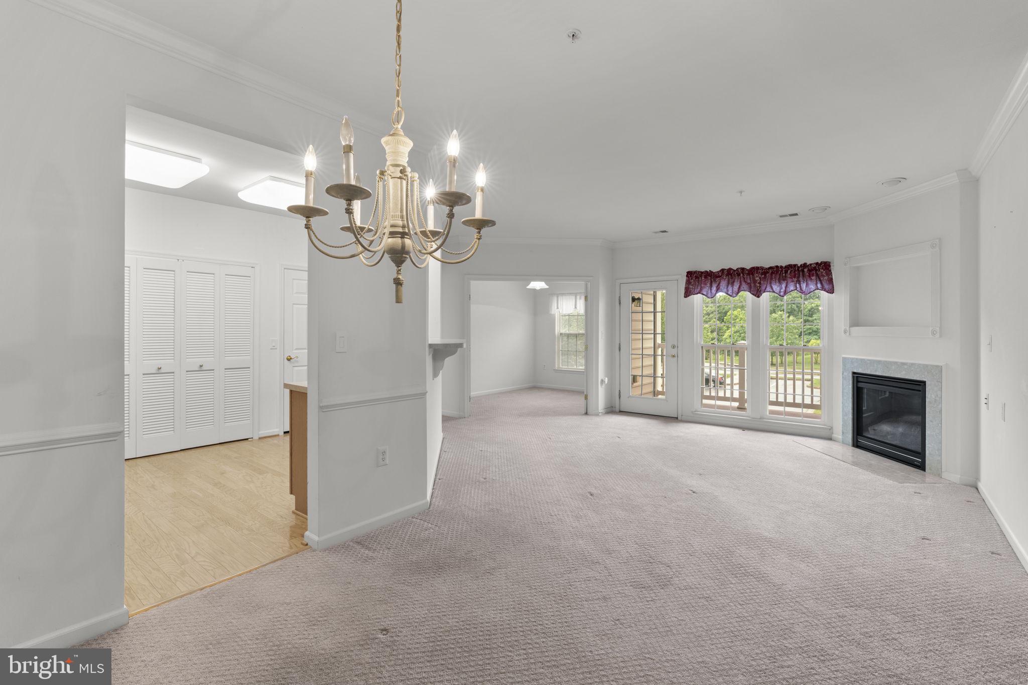 COURTYARDS AT WAVERLY WOODS EAST - Residential