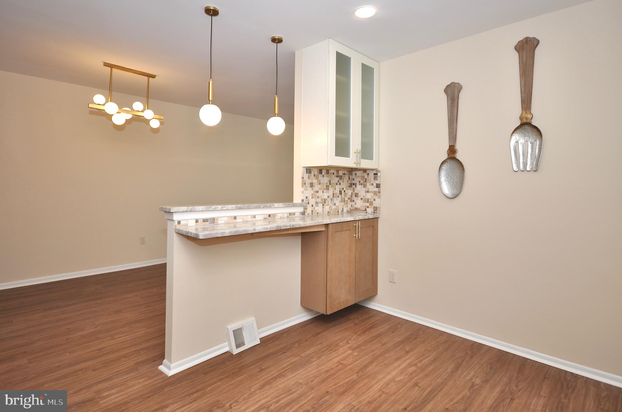 SOMERTON - Residential