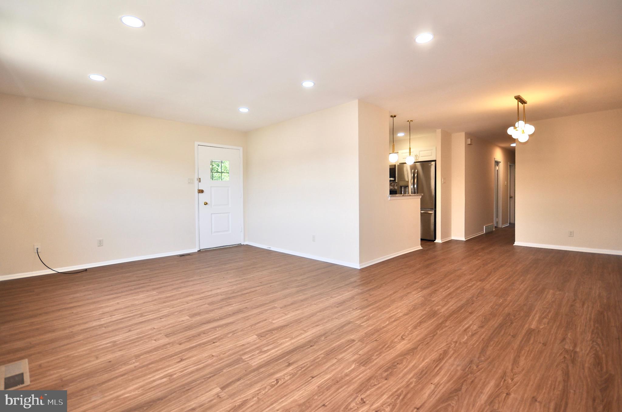 SOMERTON - Residential
