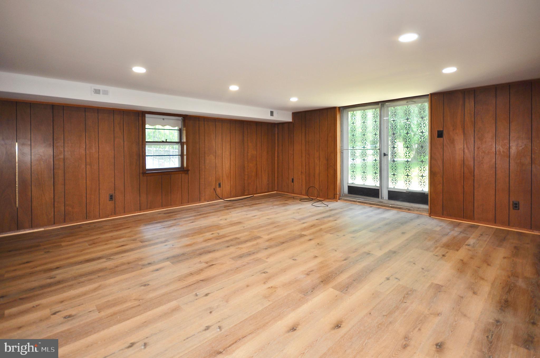SOMERTON - Residential
